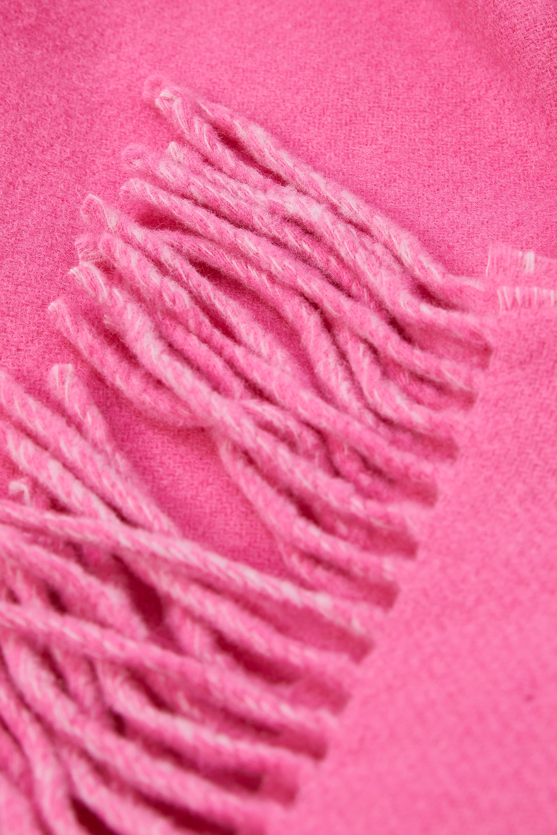 L&rsquo;Echarpe Logo Scarf