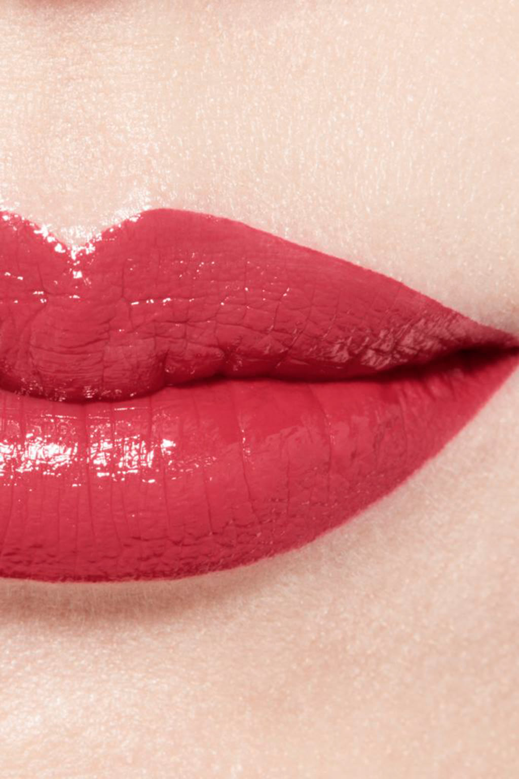 ROUGE COCO BLOOM Hydrating And Plumping Lipstick. Intense, Long-Lasting Colour And Shine