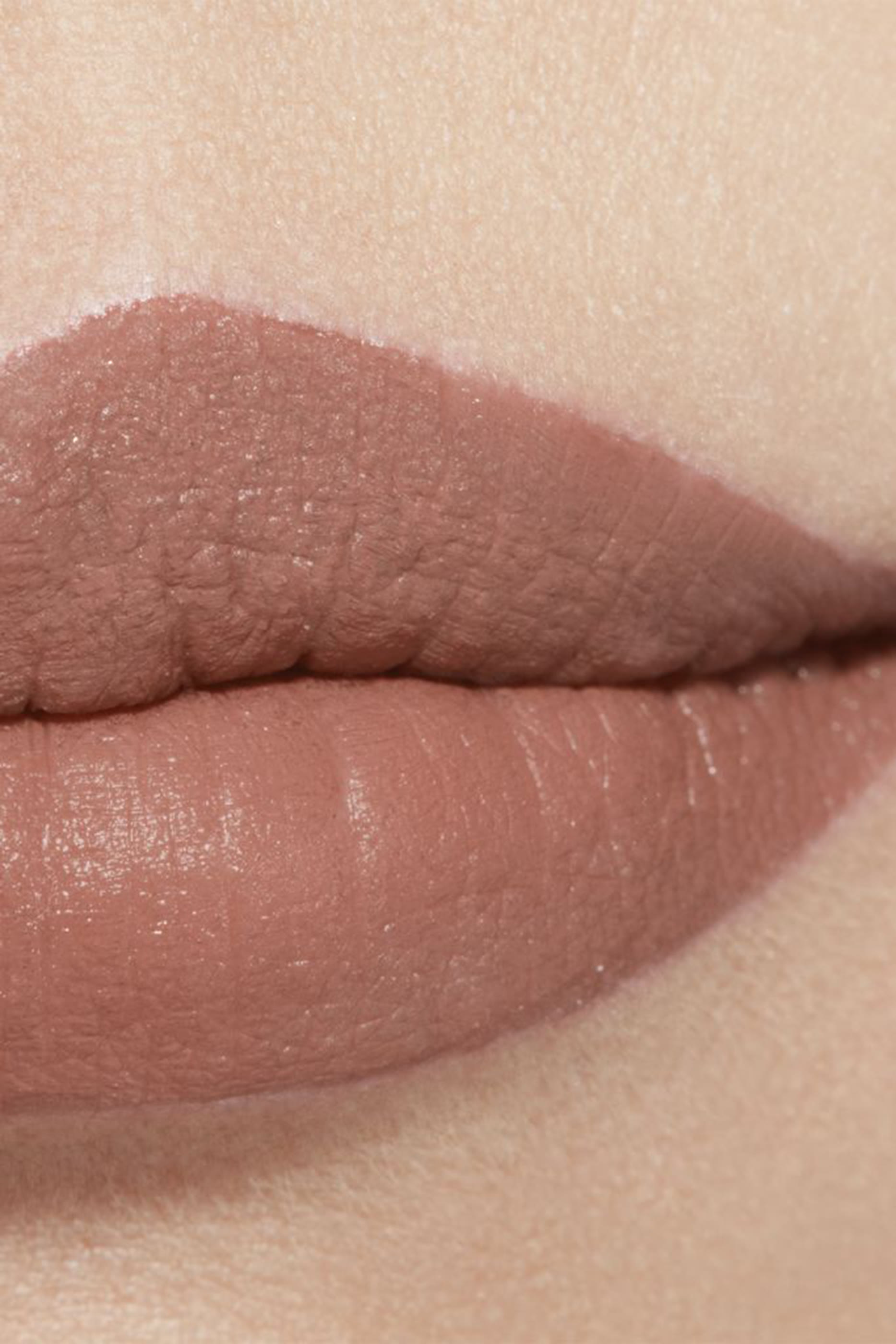 Rouge Allure Velvet Luminous Matte Lip Colour