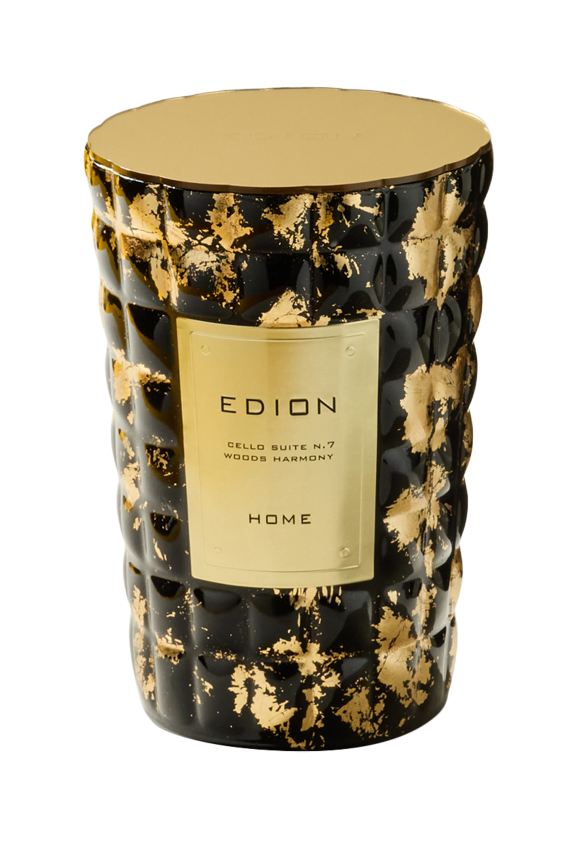 n.7 Woods Harmony Luxury Scented Candle