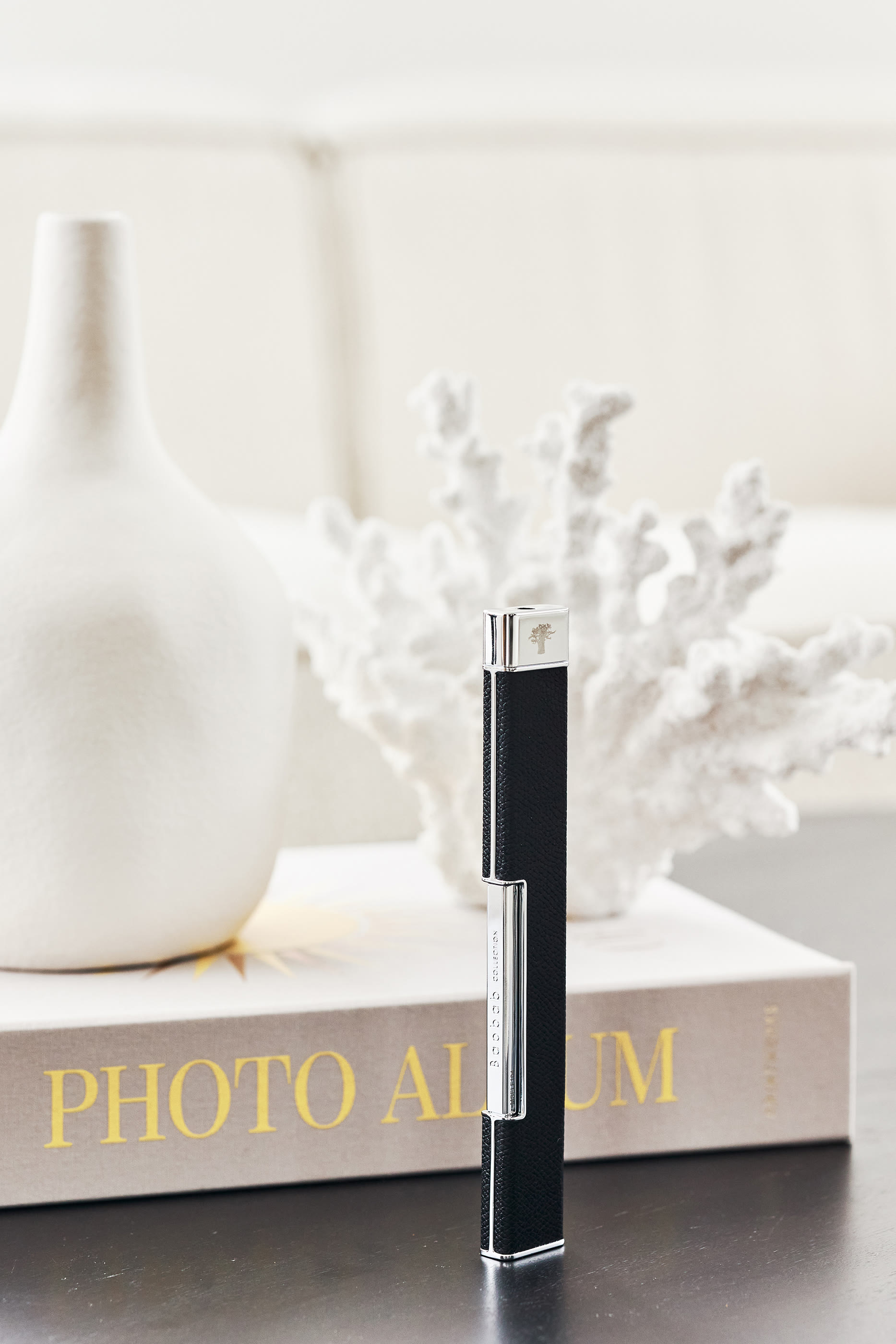 Lighter Grain&eacute; Noir