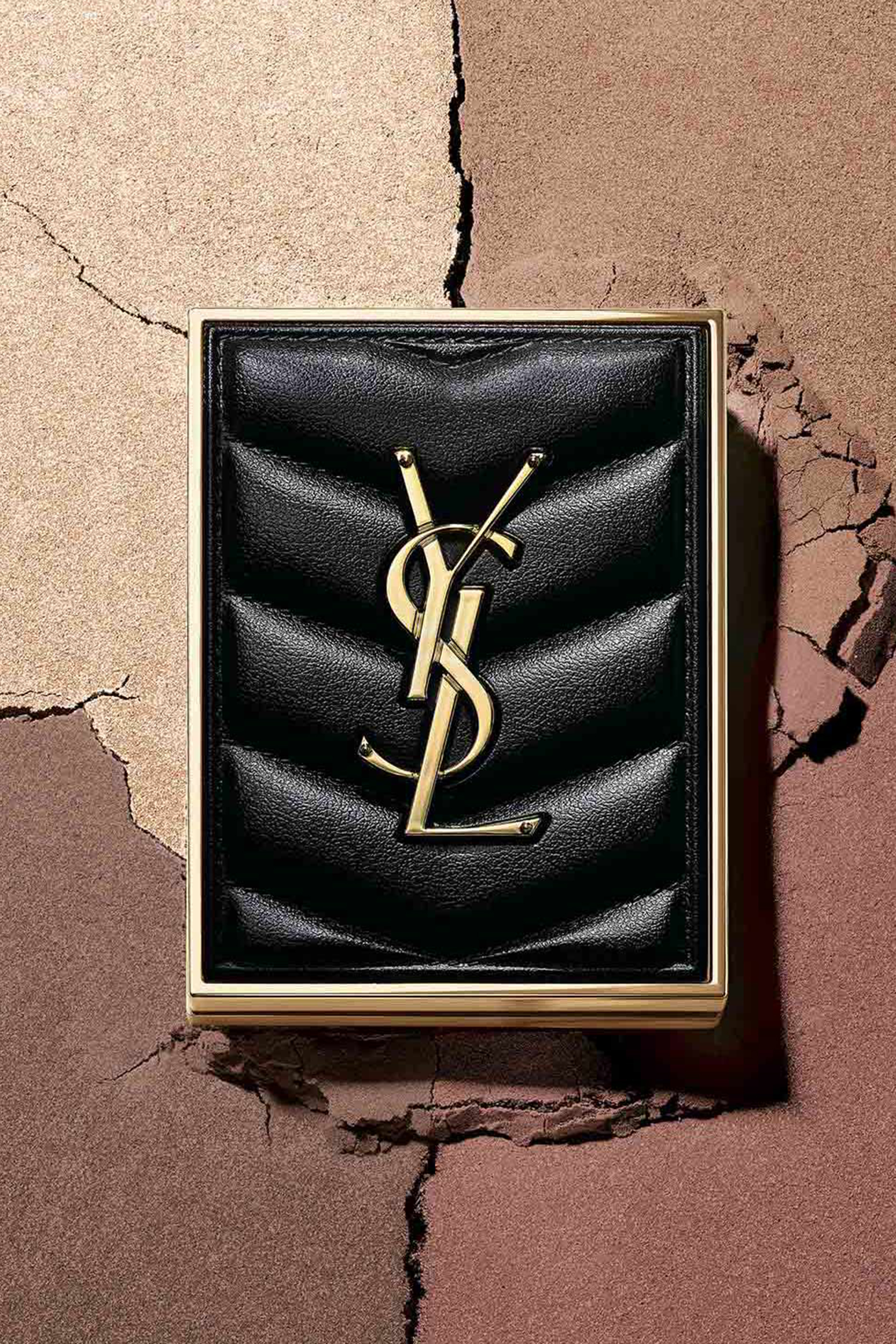 Couture Baby Clutch Eyeshadow Palette, 5g