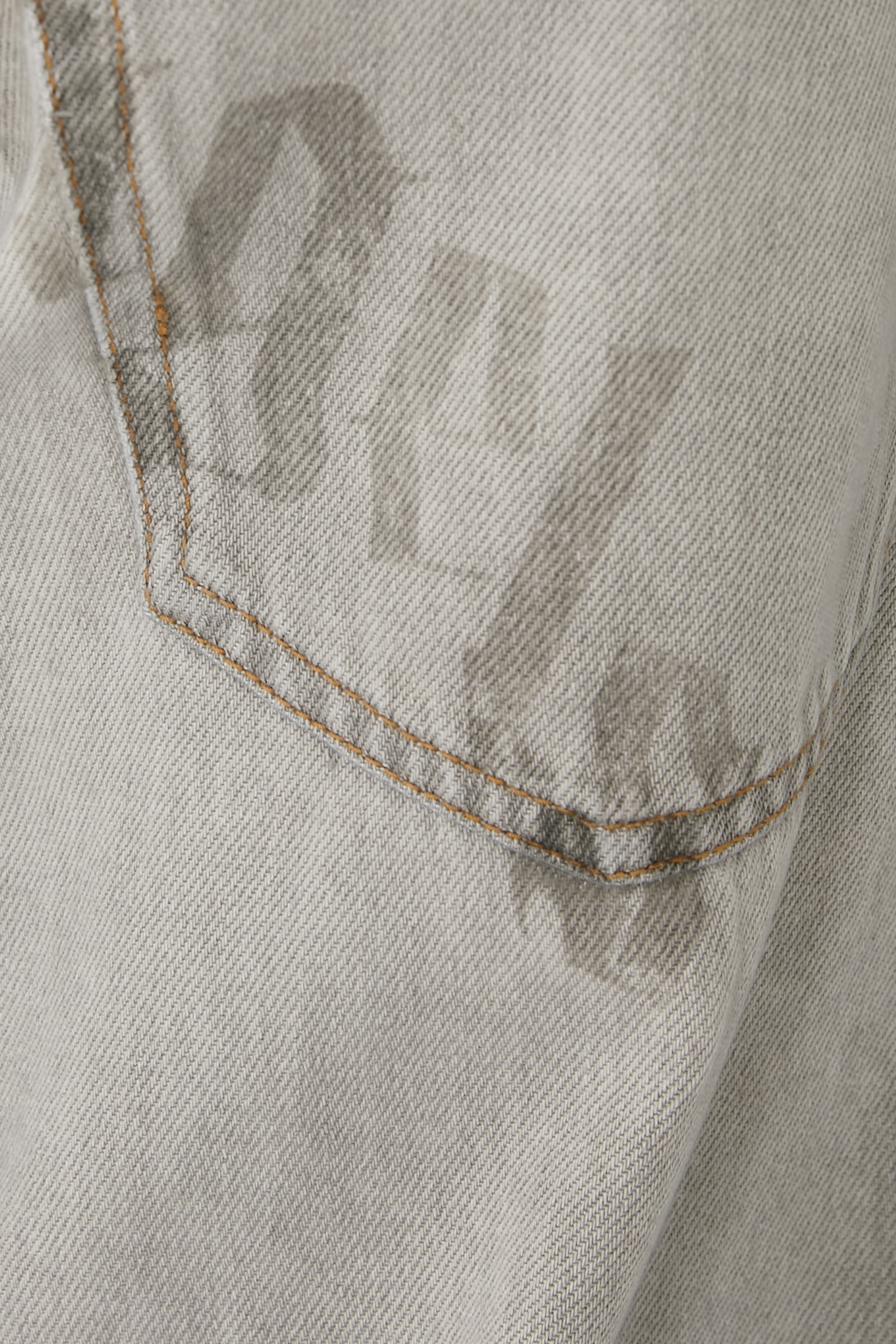 Curved Logo Loose Denim Pants