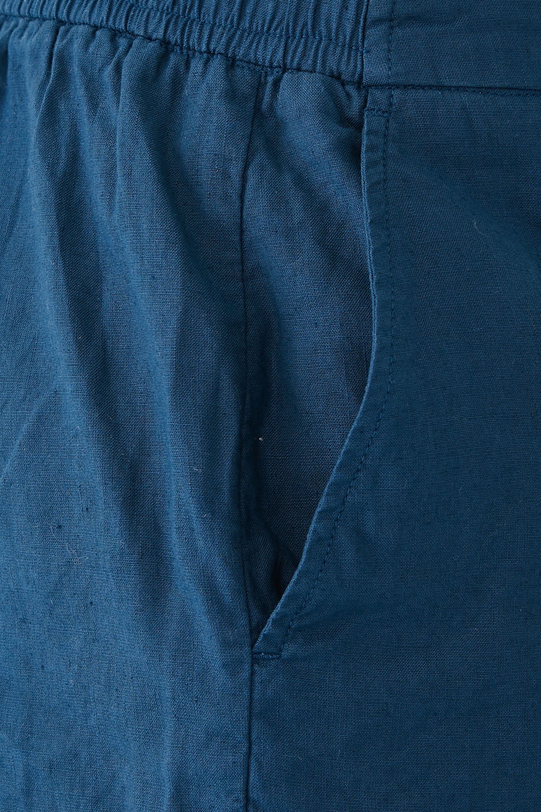 Sergio Stretch Linen-Cotton Blend Shorts