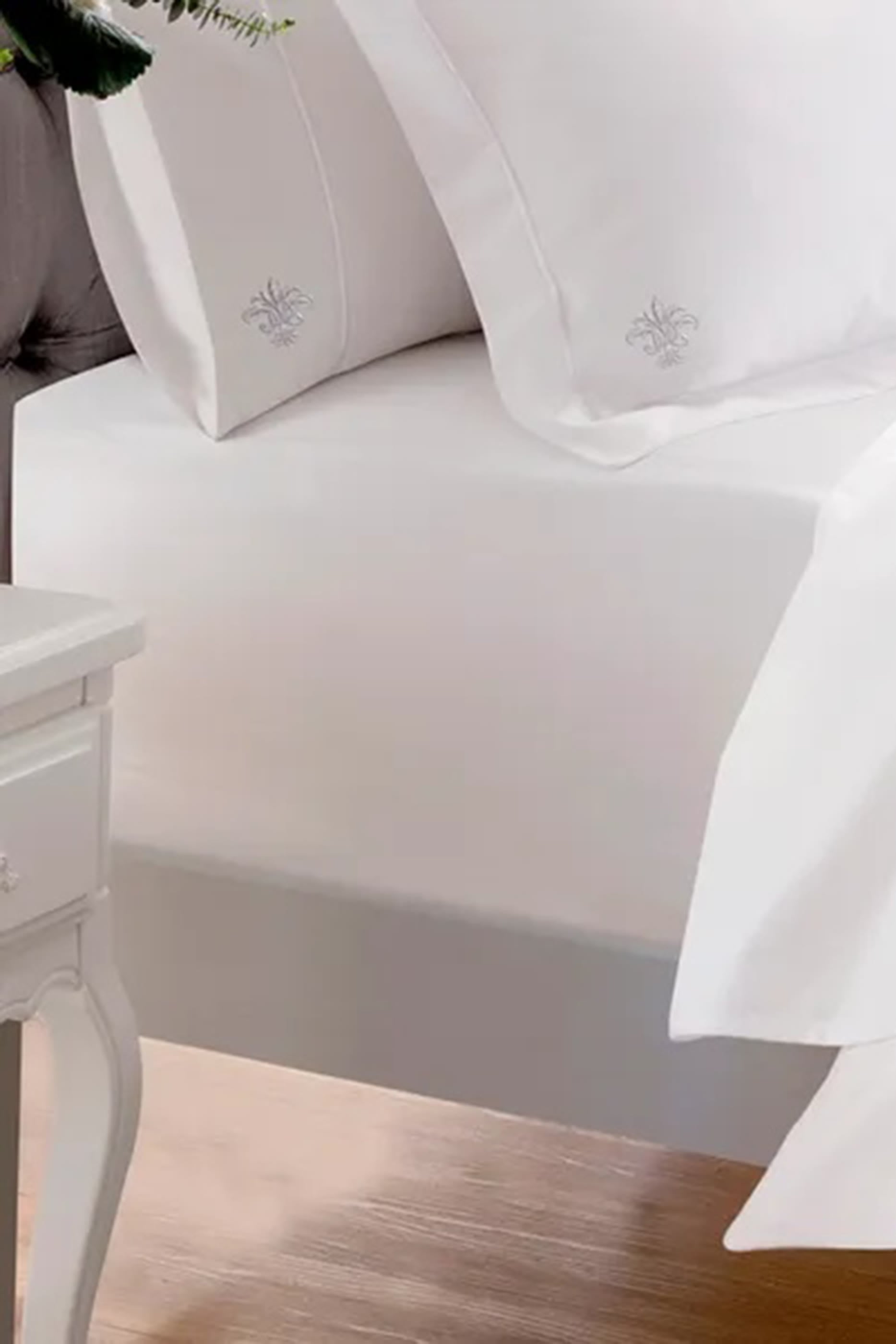 1000 Thread Flat Sheet