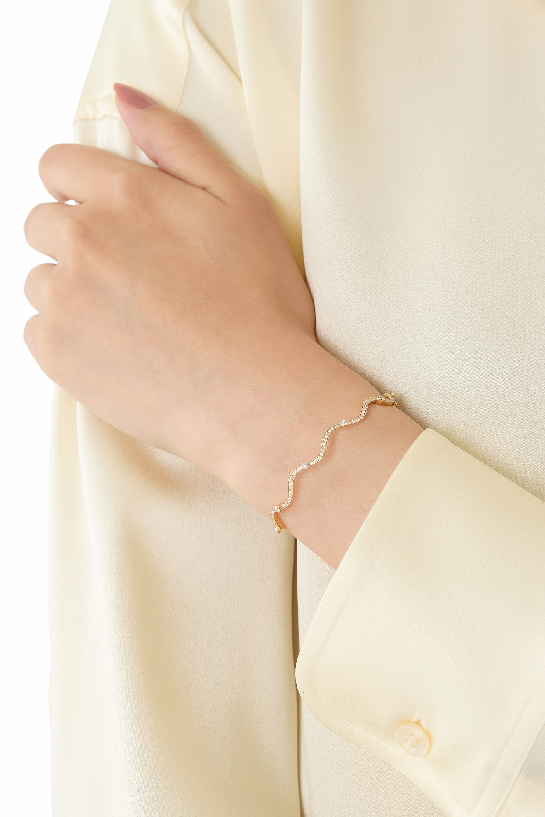 Wave Bangle, 18k Yellow Gold & Diamonds