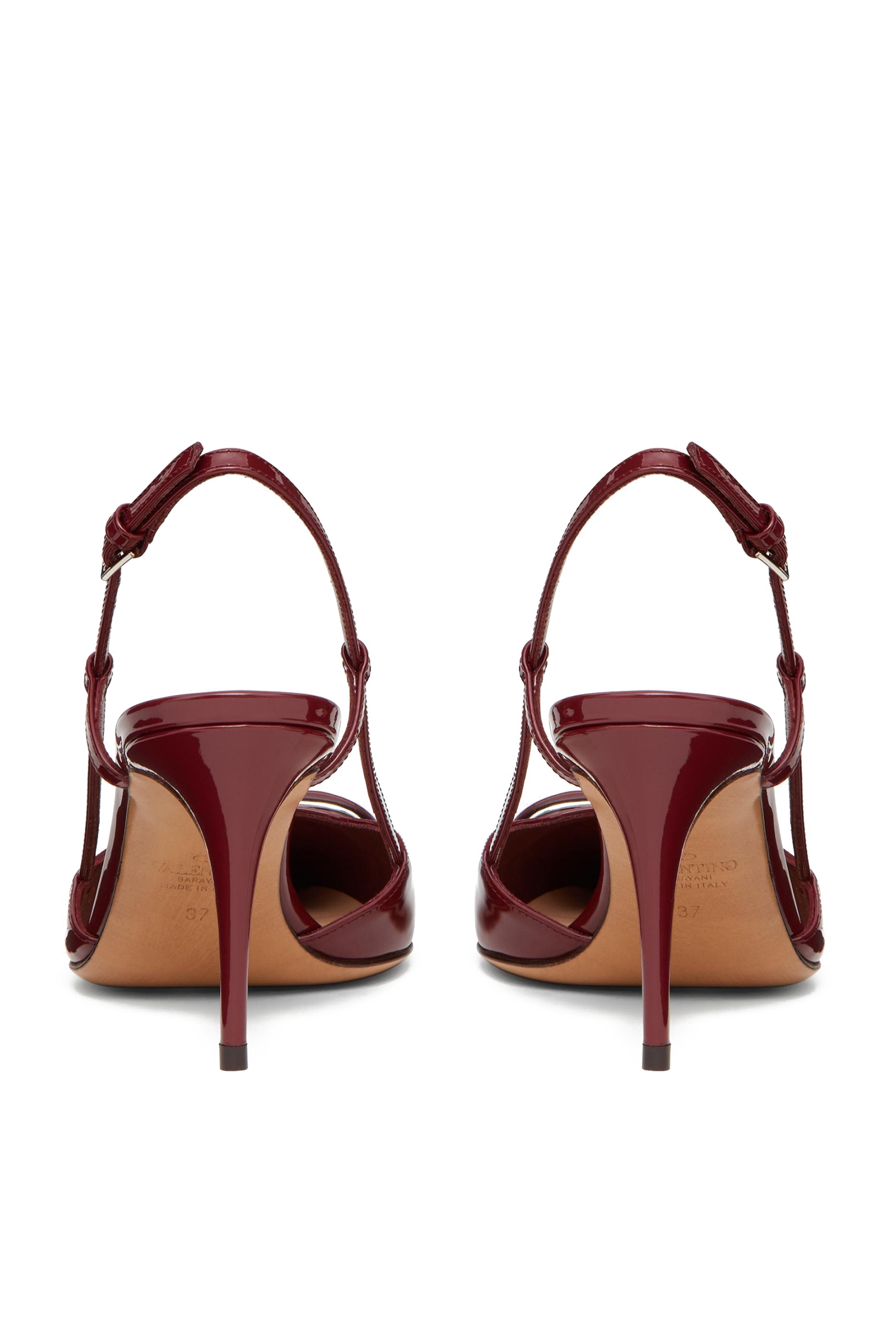 VLOGO Signature Pumps