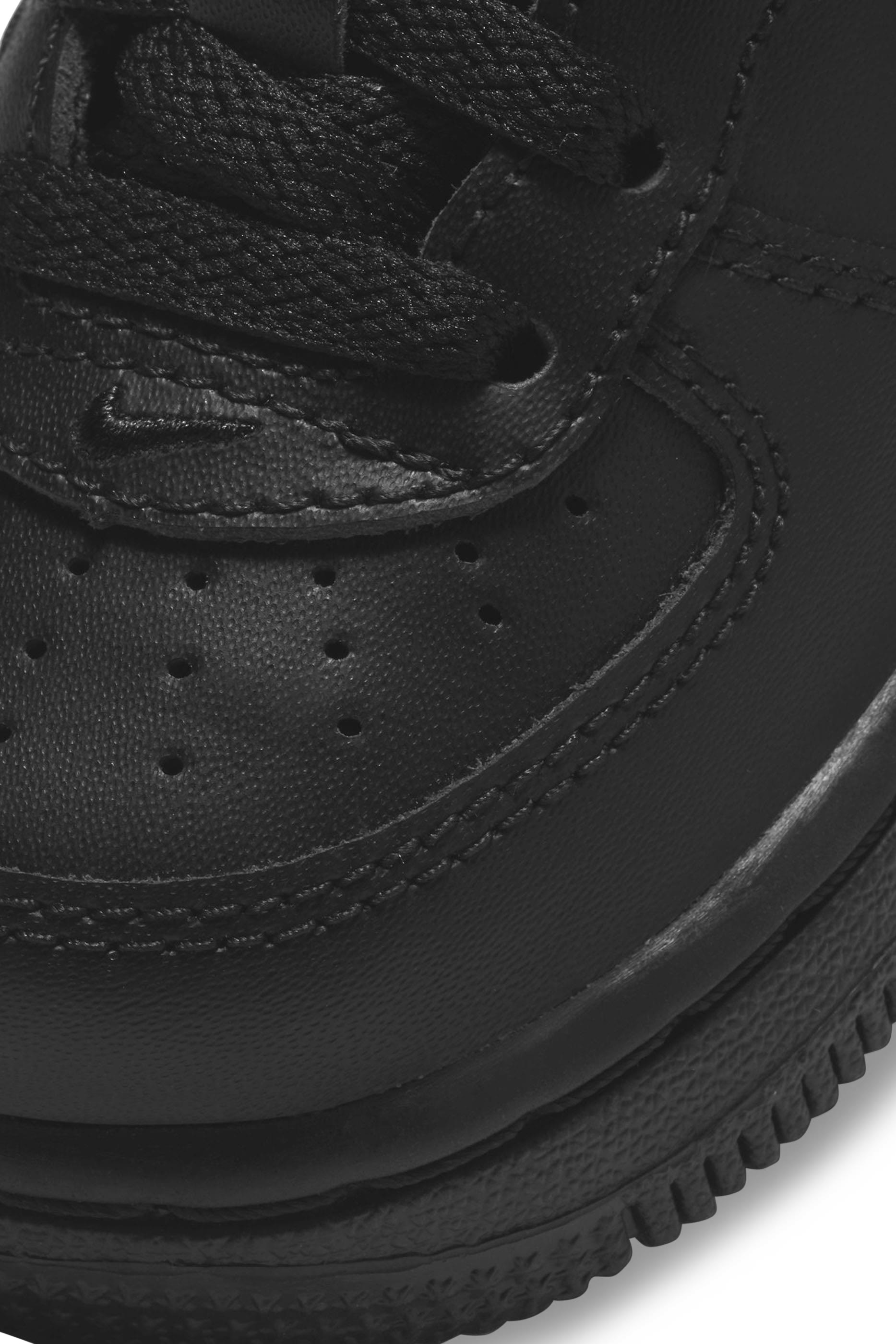 Air Force 1 LE Sneakers