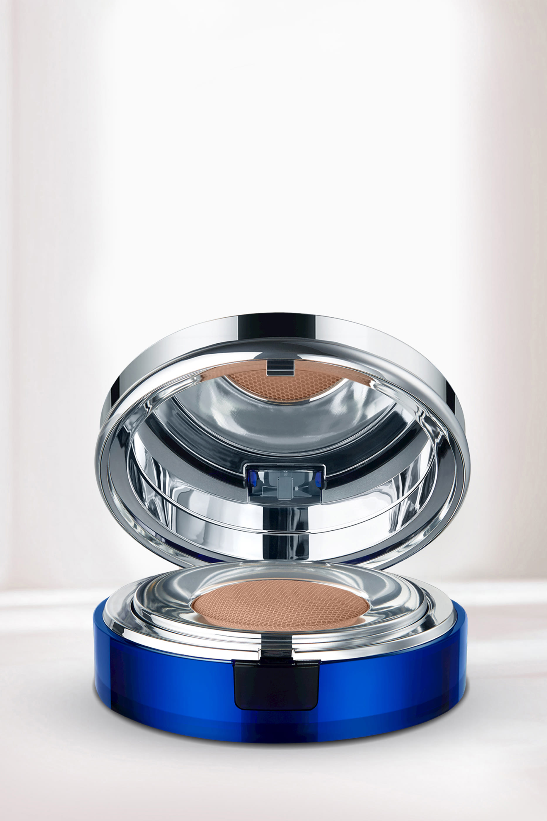 Skin Caviar Essence-In-Foundation Spf 25