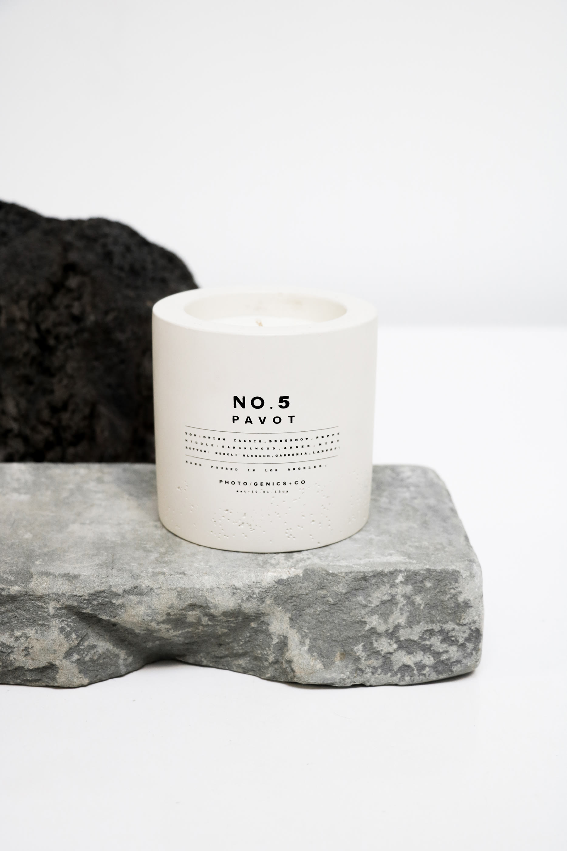 5 Concrete Candle (Pavot)