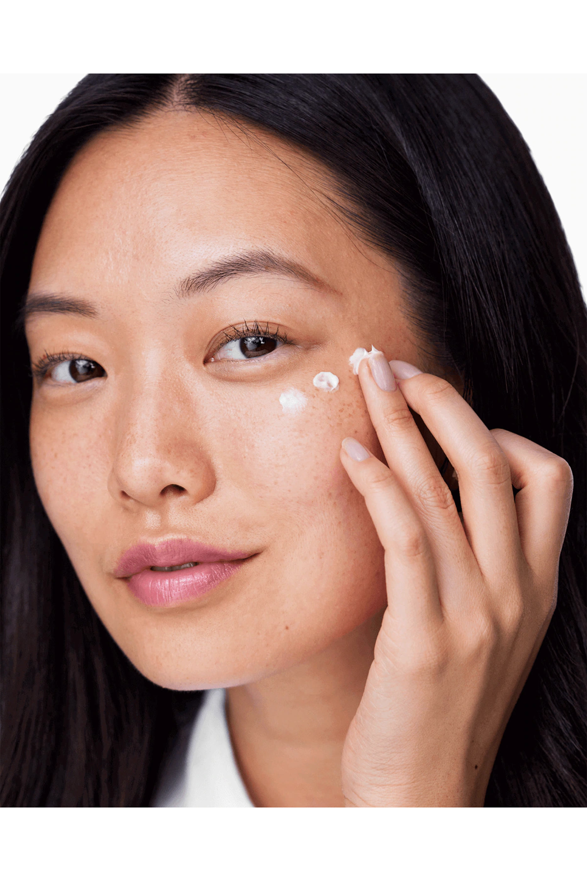 Hydrate + Glow: Moisture Surge Set For Hydration Meets Sun Protection