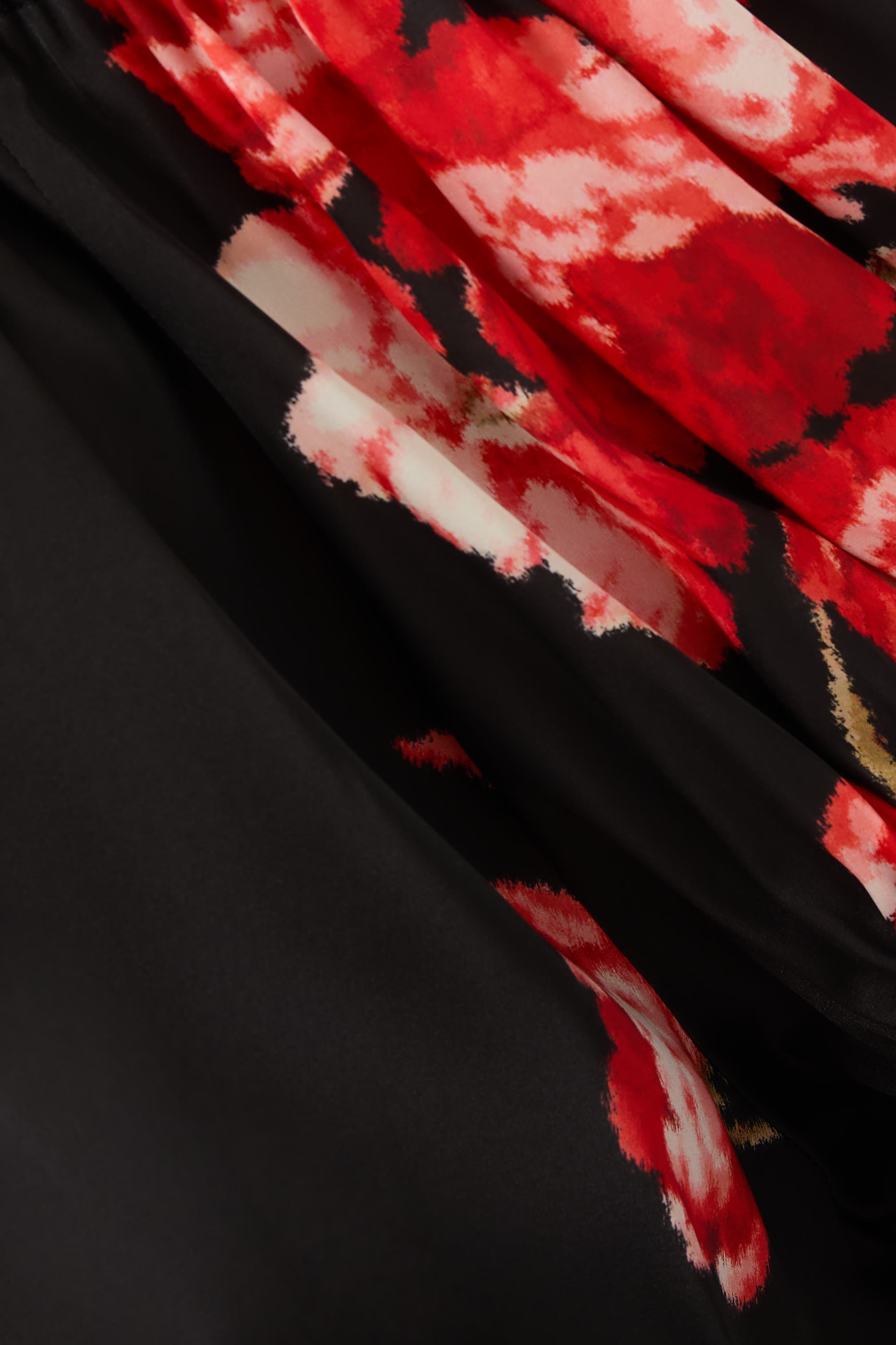 Gathered Ruffle Tulip Top