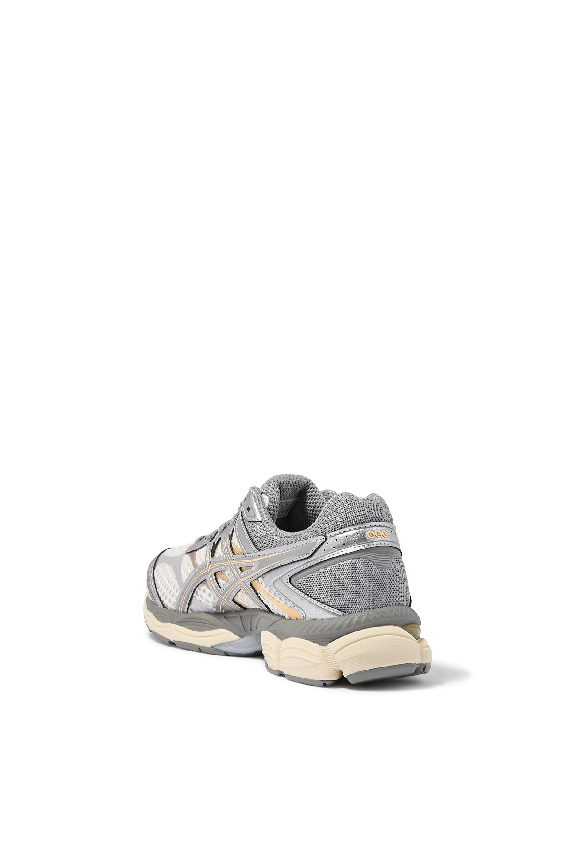 GEL-CUMULUS 16 Sneakers