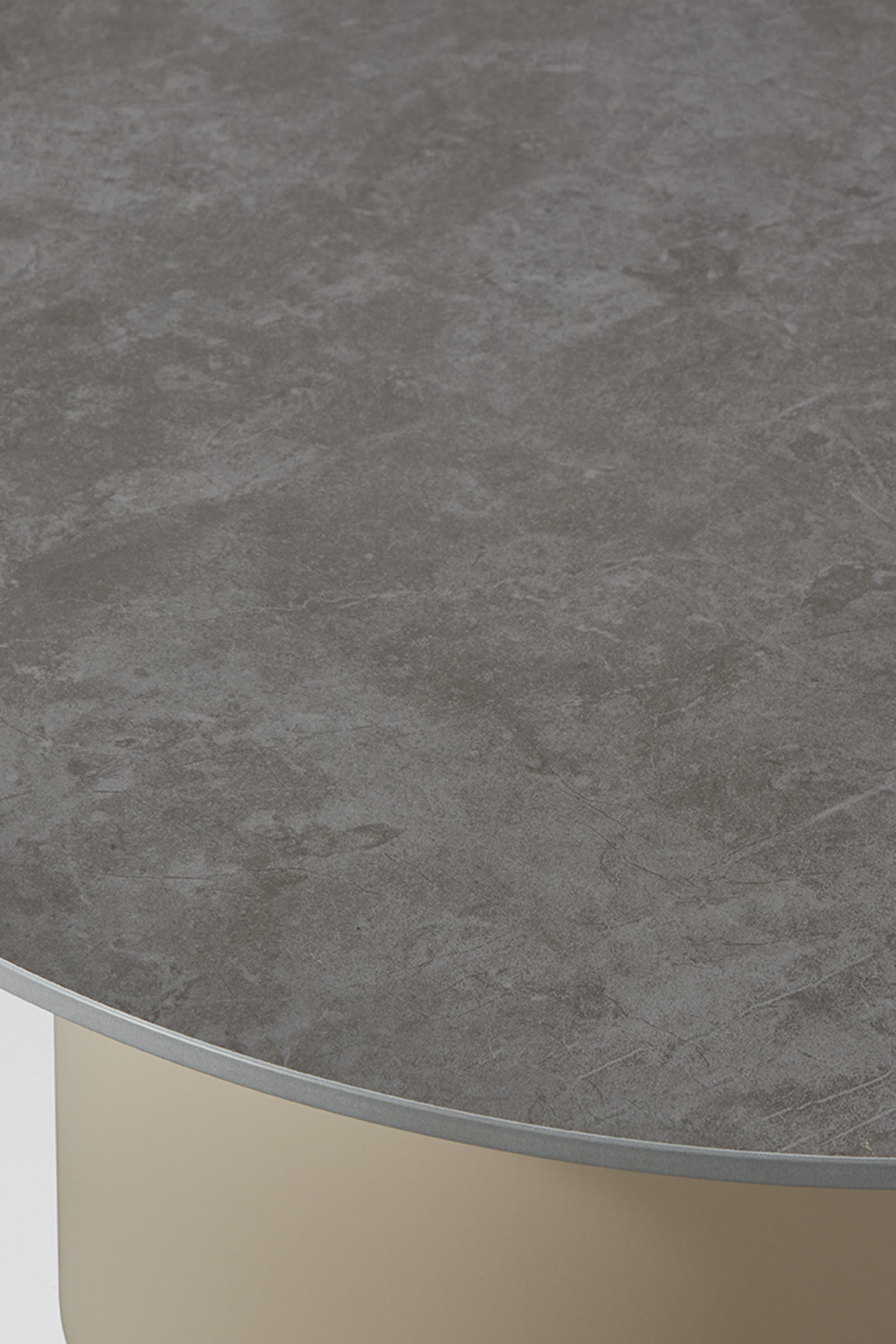 Outdoor Pebbles Side Table