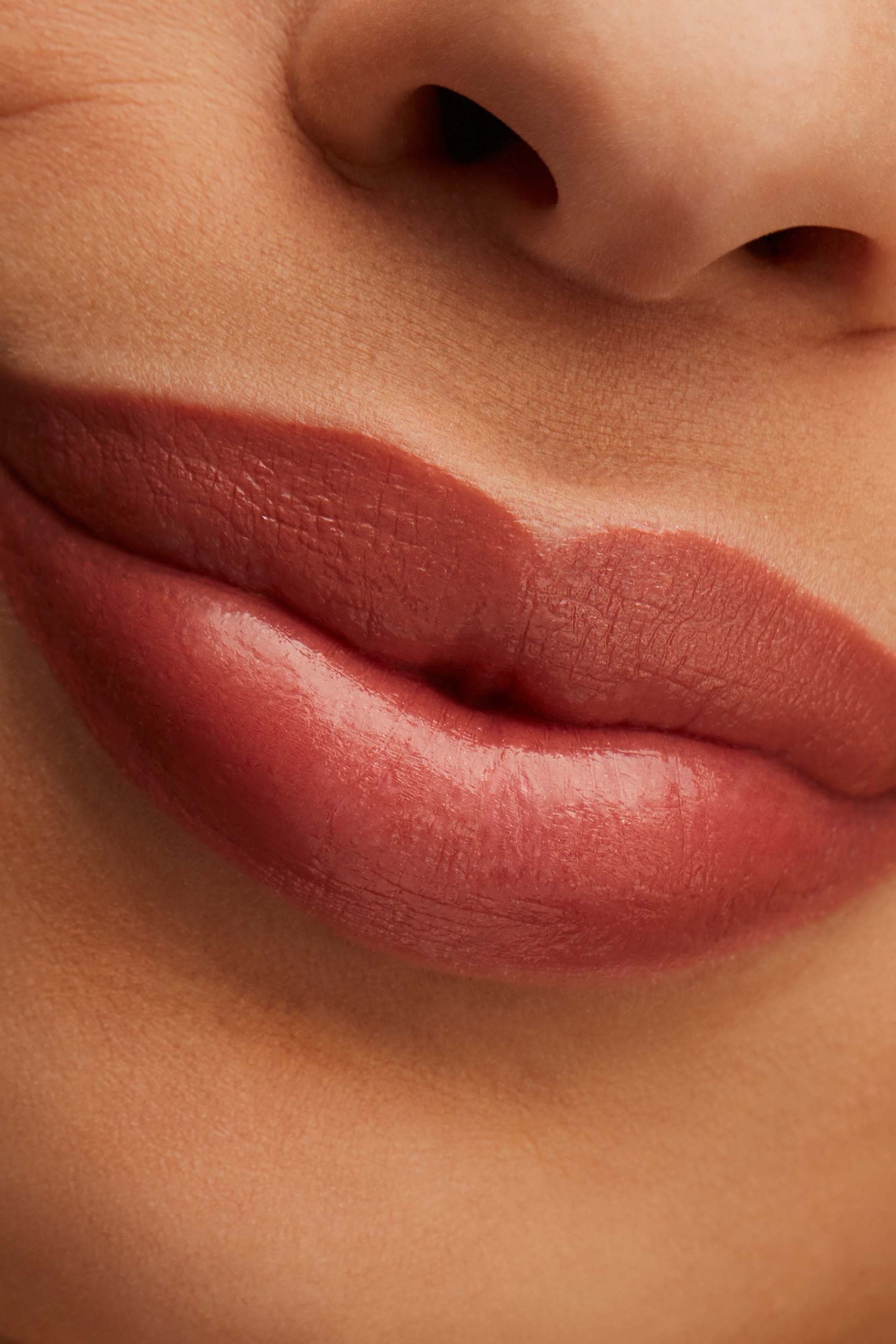 Lustreglass Sheer-Shine Lipstick