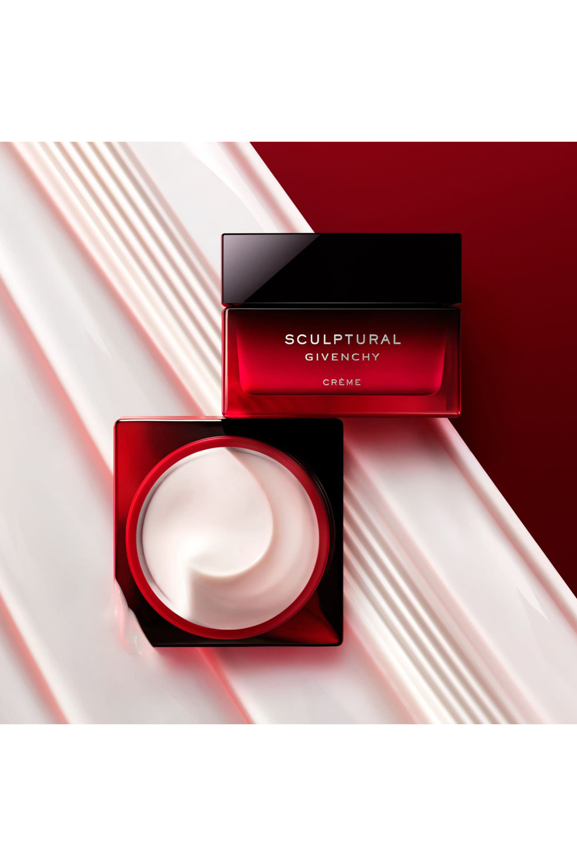 Sculptural Crème