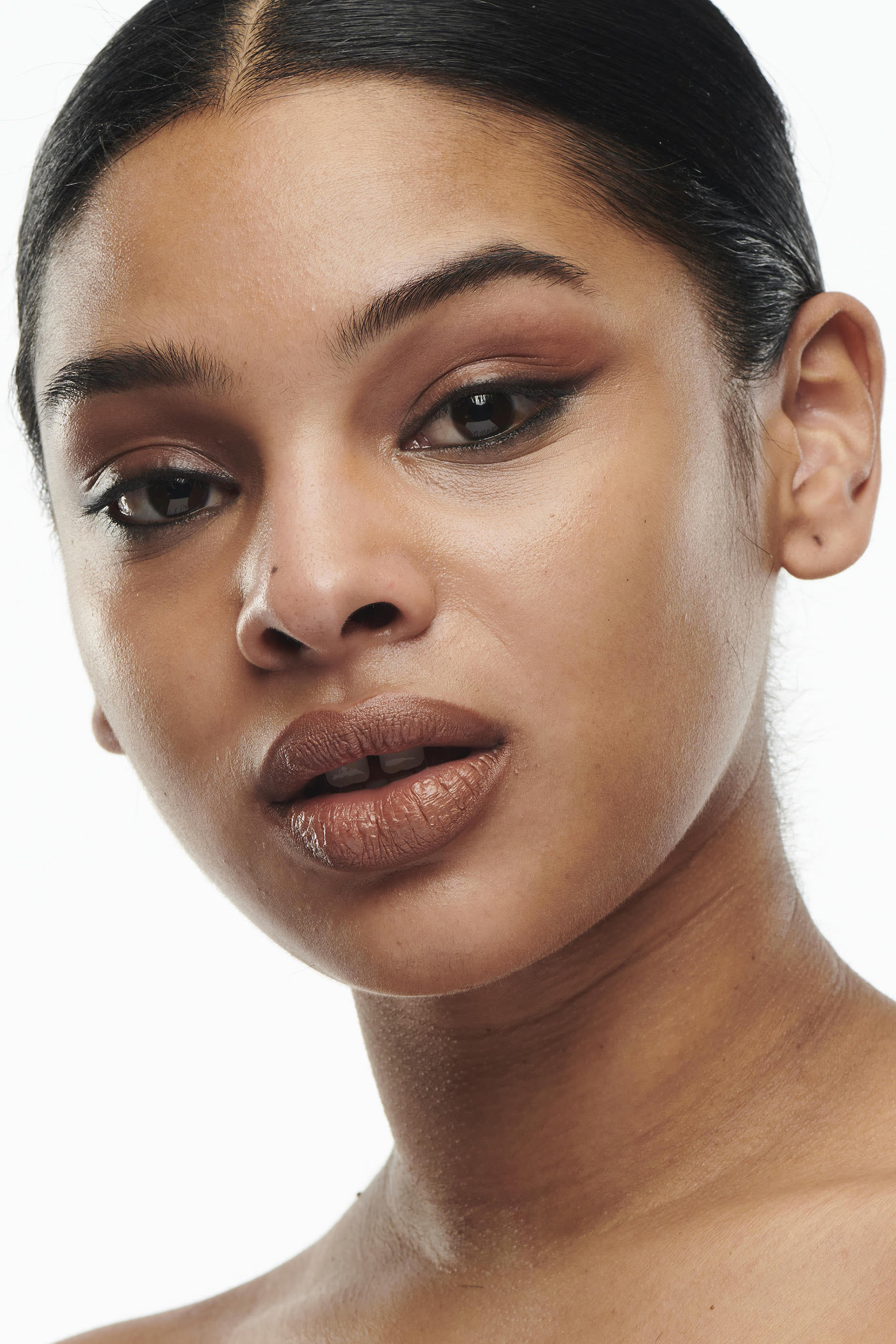 Studio Radiance Serum-Powered Foundation, 30ml