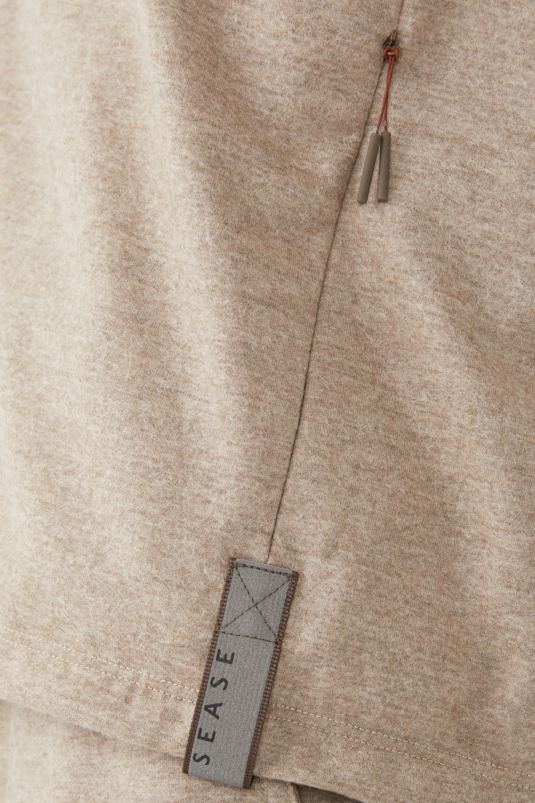 Zipped Hoodie Hybrid