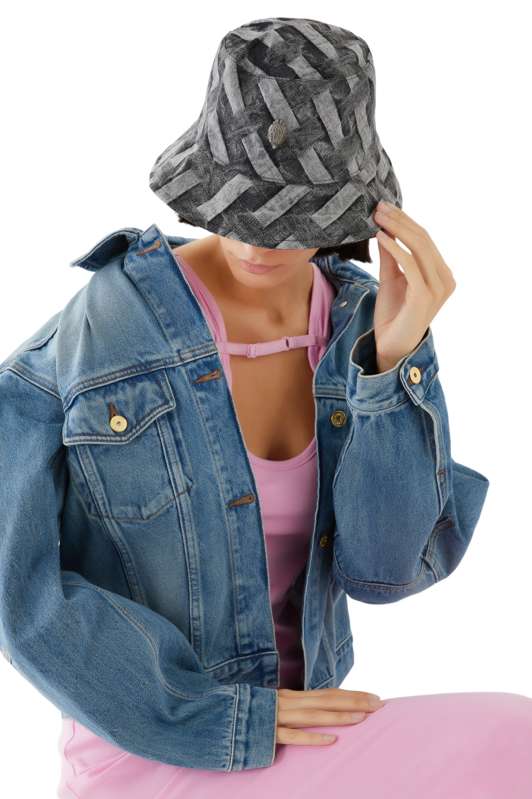 Kengiston Bucket Hat