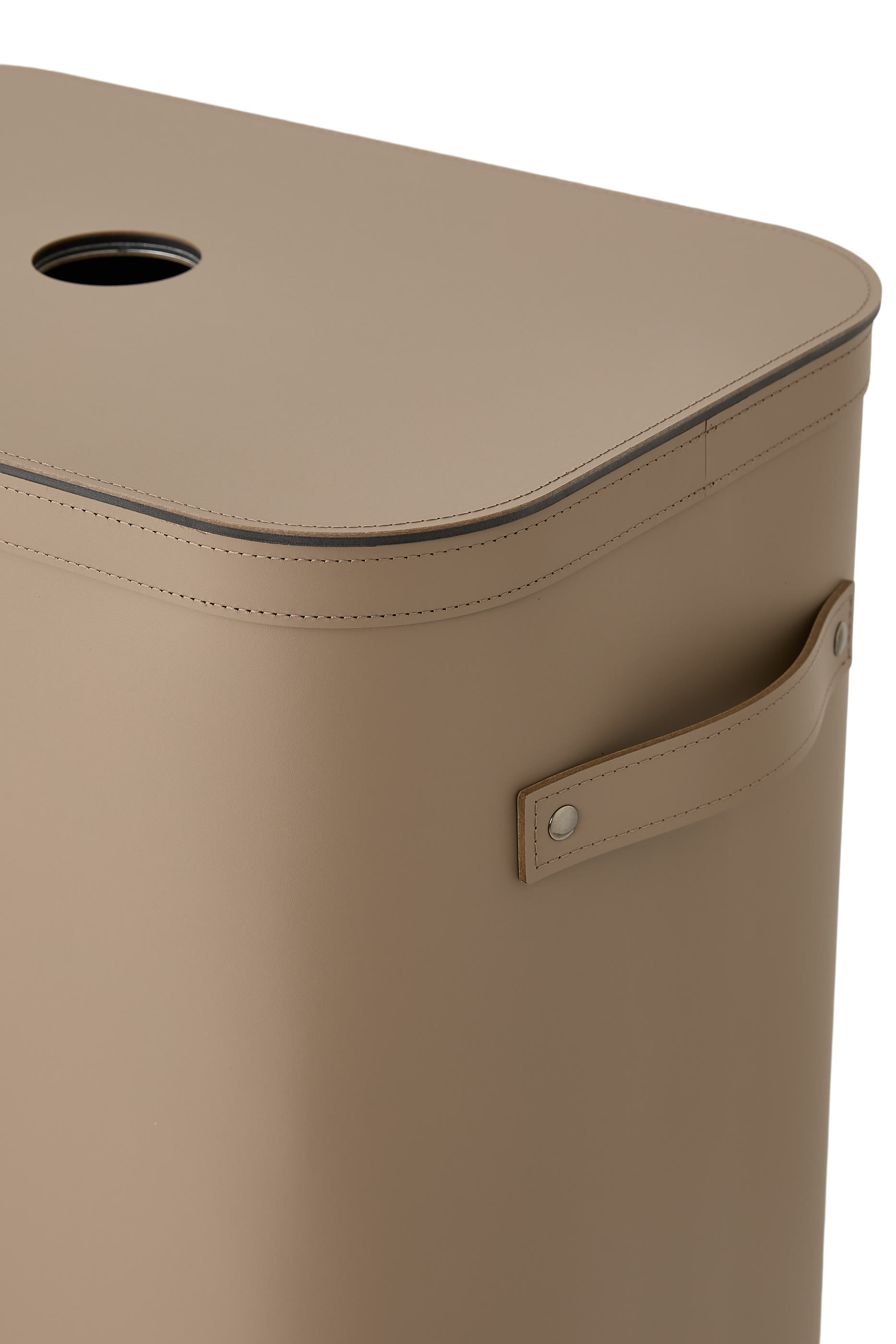 Roda Rectangular Laundry Basket