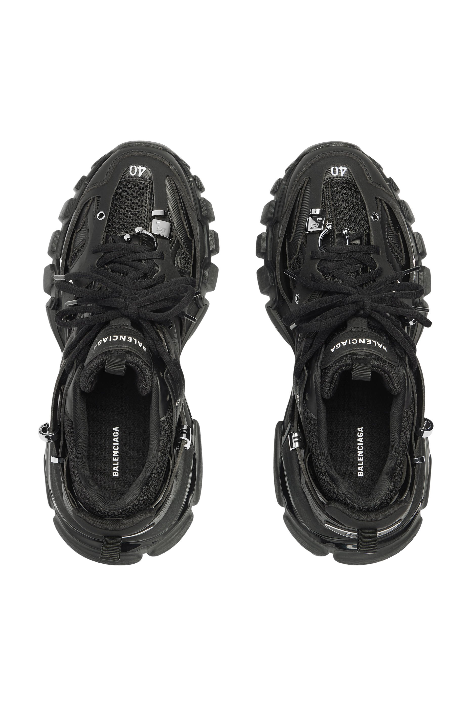 Women&rsquo;s Track Piercing Sneakers