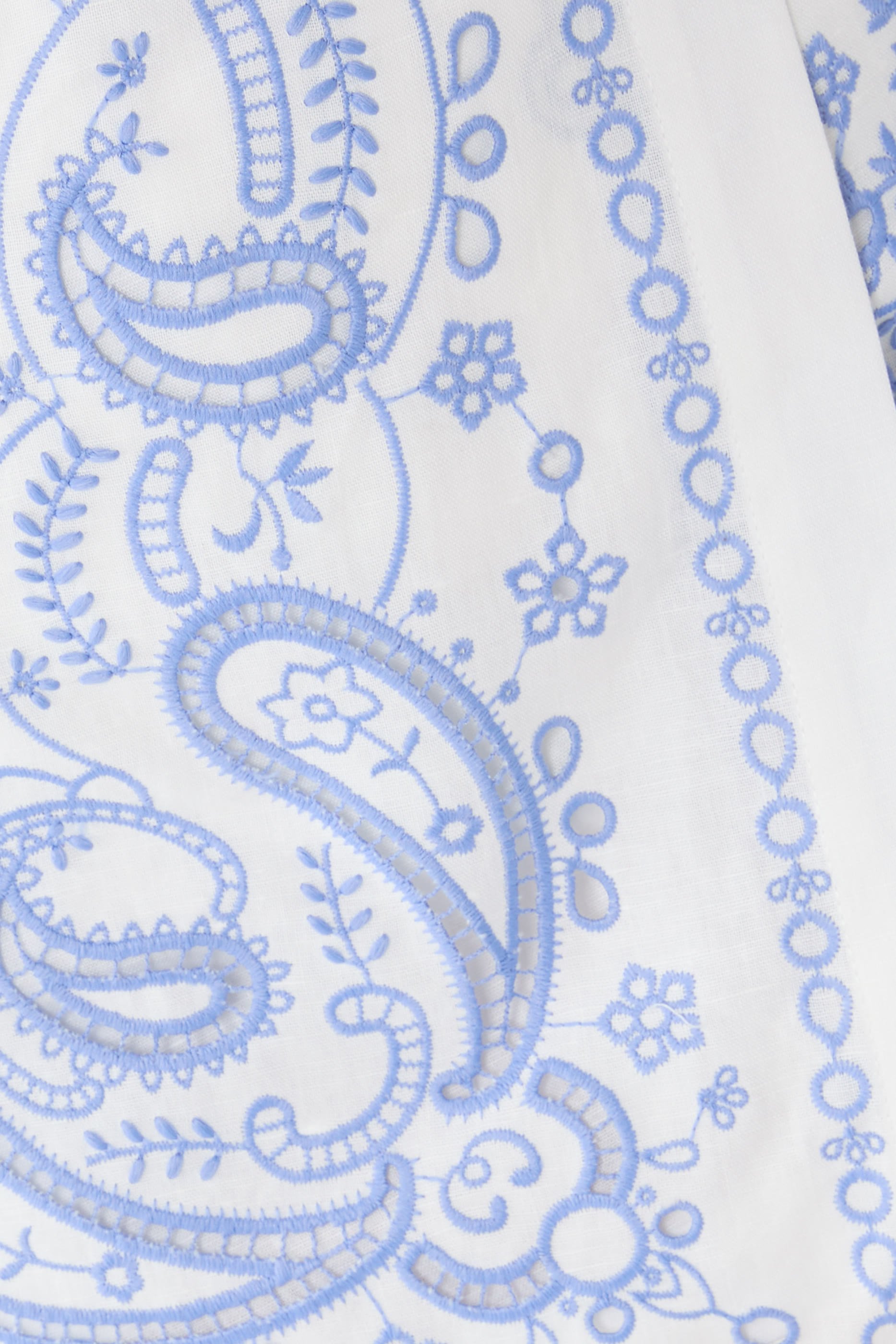 Embroidered Linen Skorts