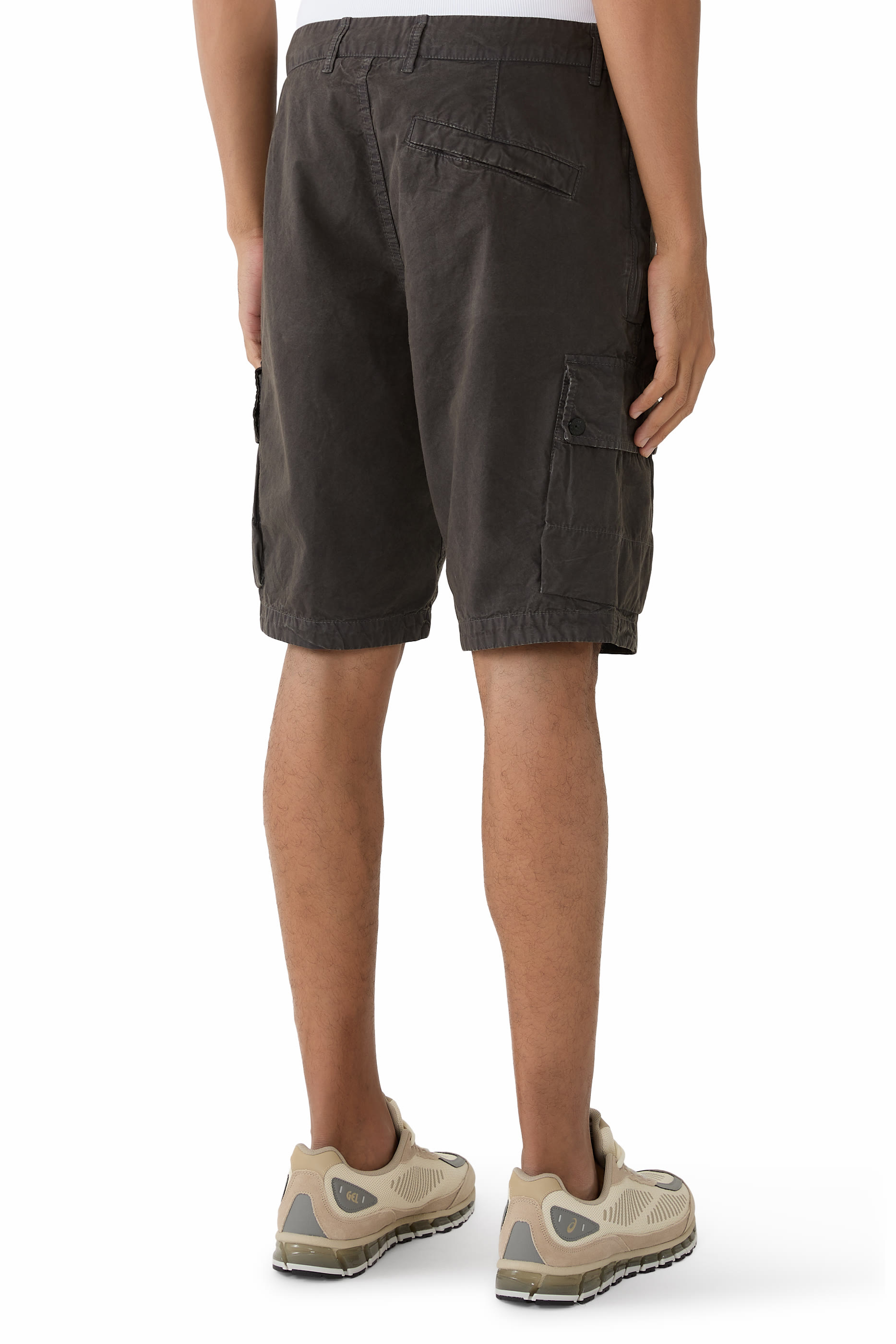 Old Effect Zip-Pocket Cargo Shorts