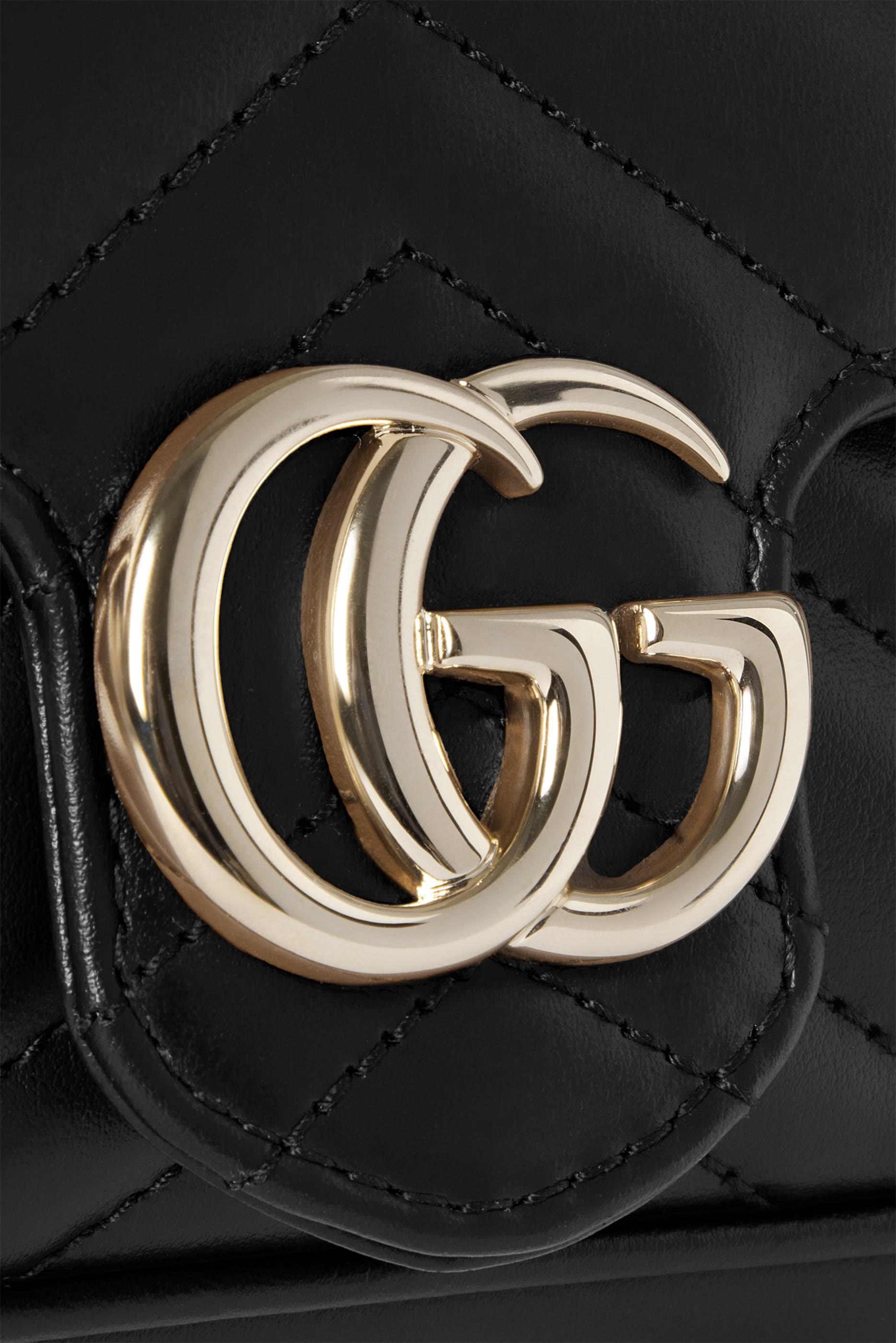 GG Marmont Small Shoulder Bag 