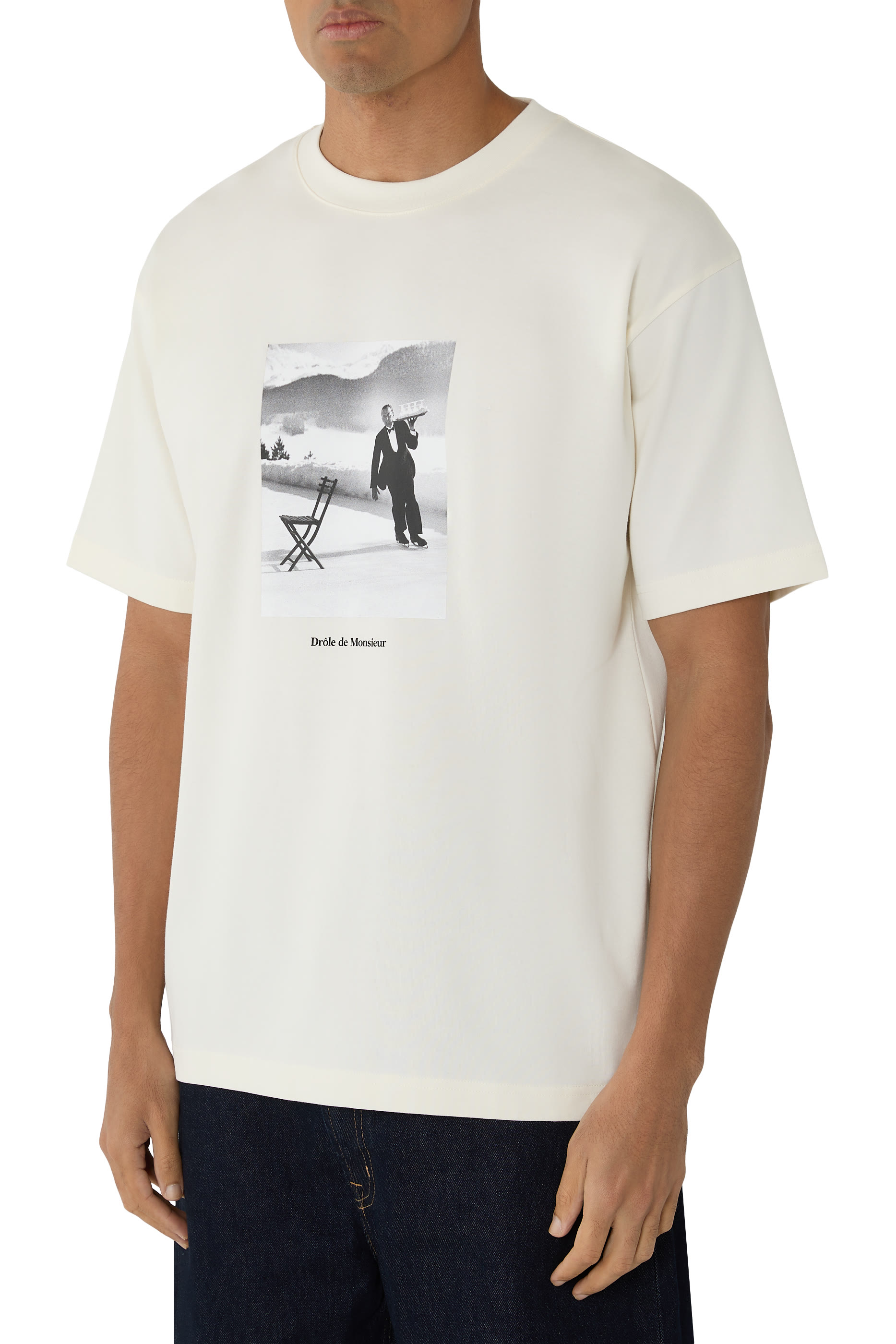 Le T-Shirt Ice Skating Waiter