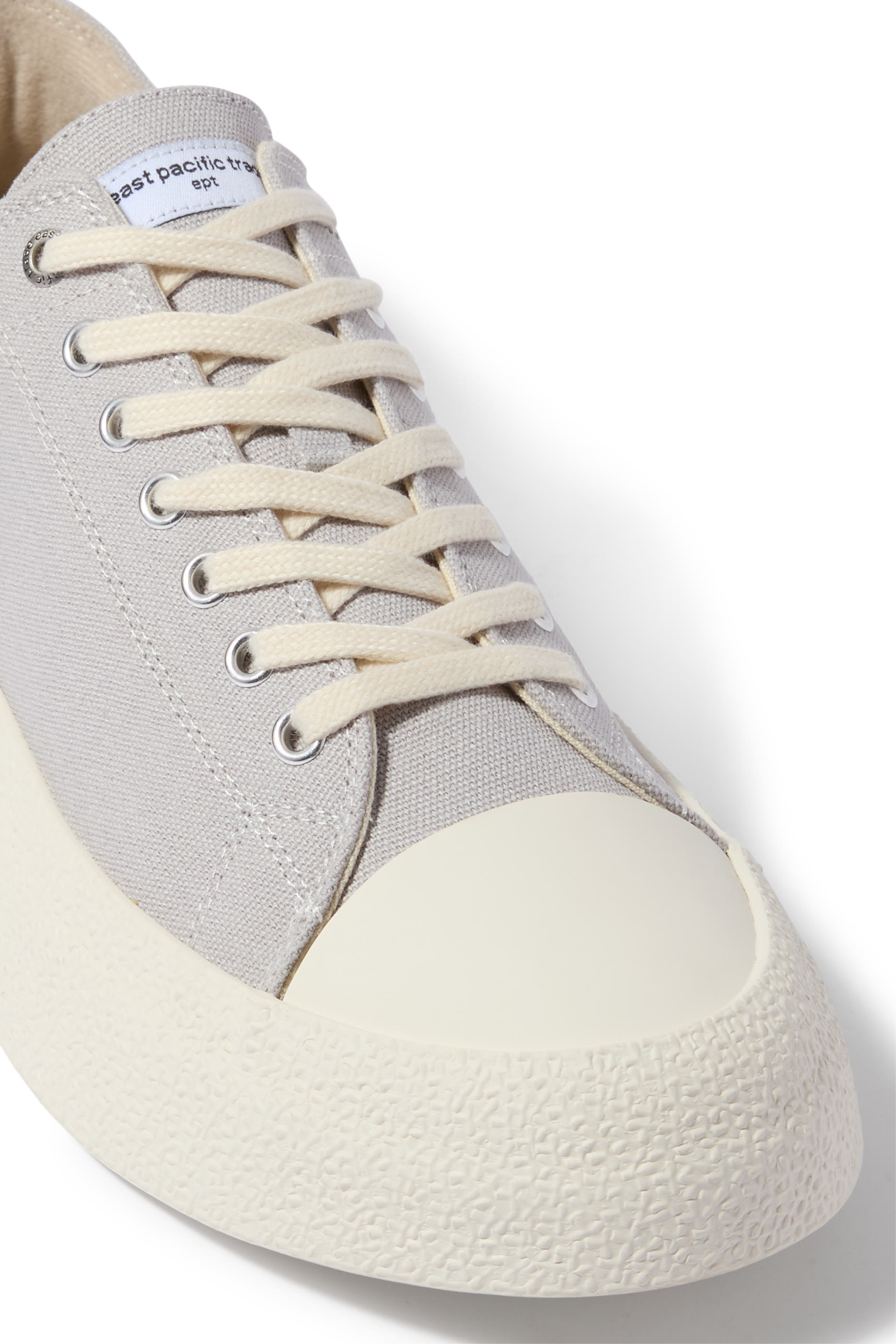 Dive Low-Top Sneakers