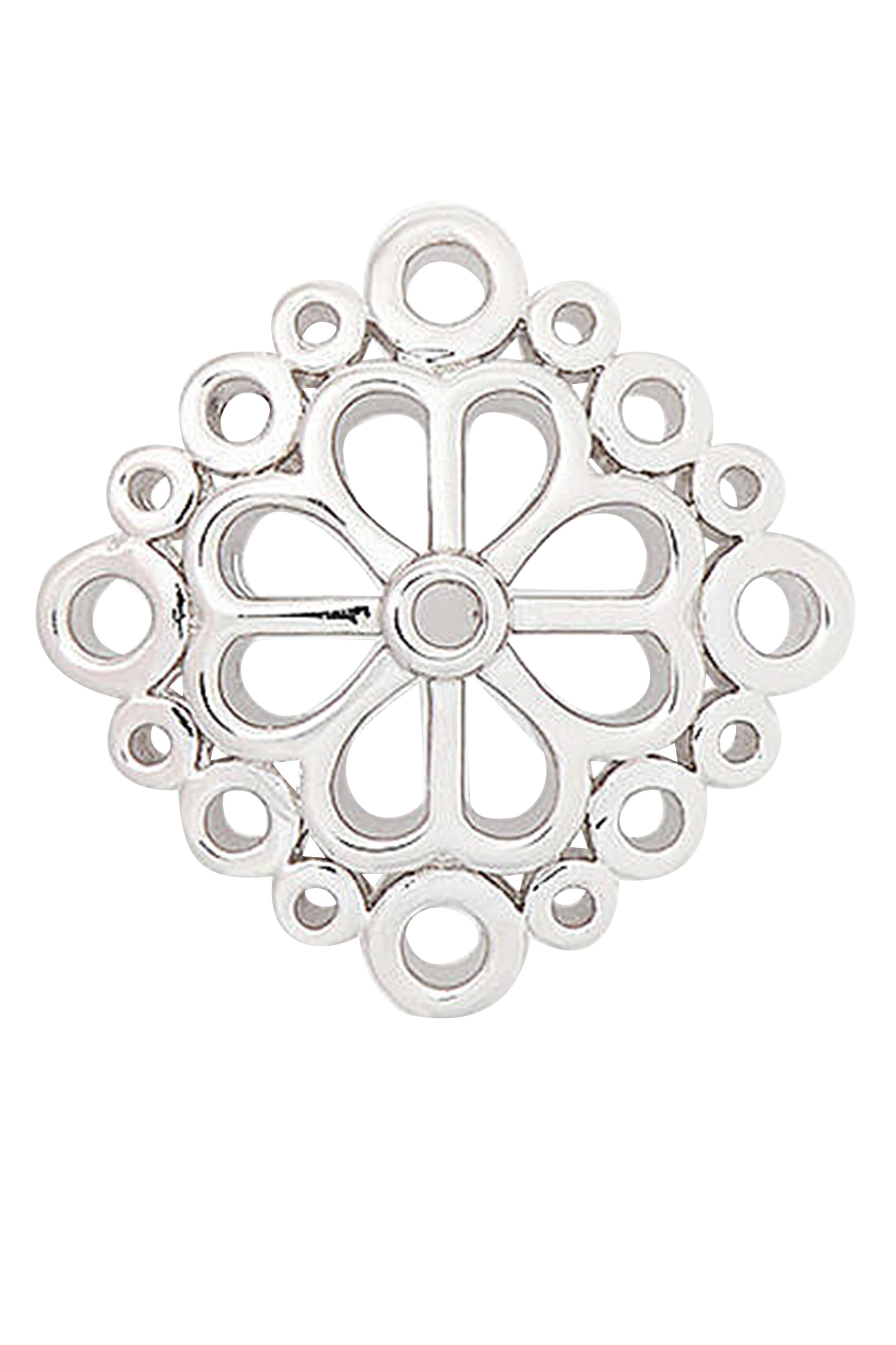 Spade Flower Lace Studs