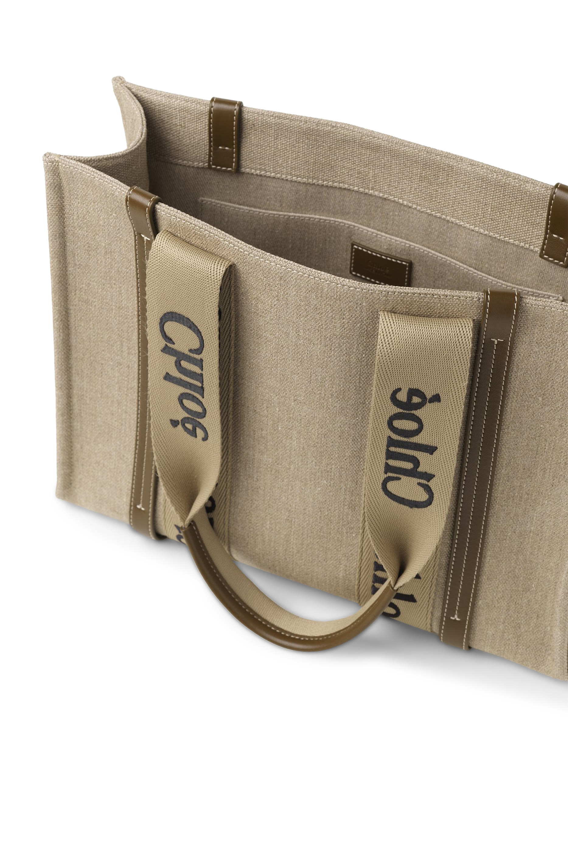 Woody Medium Tote Bag