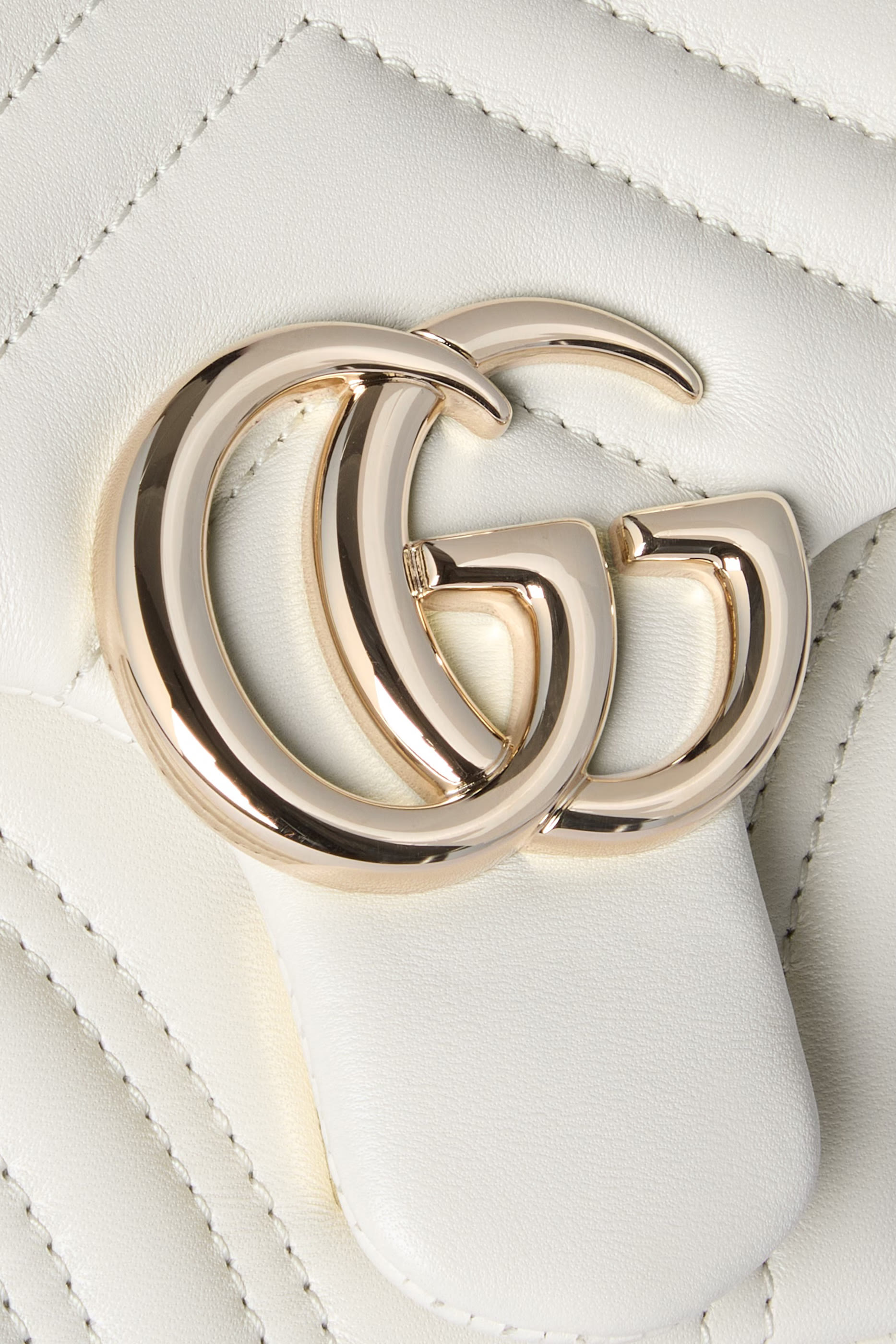 GG Marmont Small Shoulder Bag