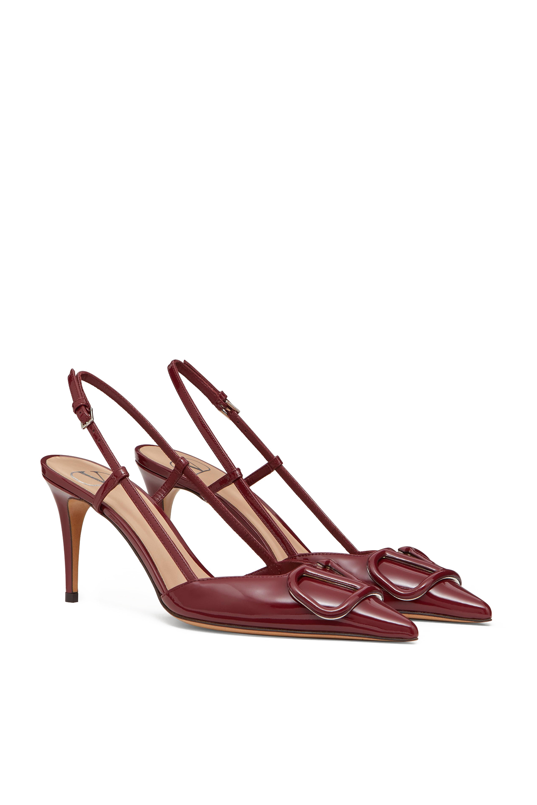 VLOGO Signature Pumps