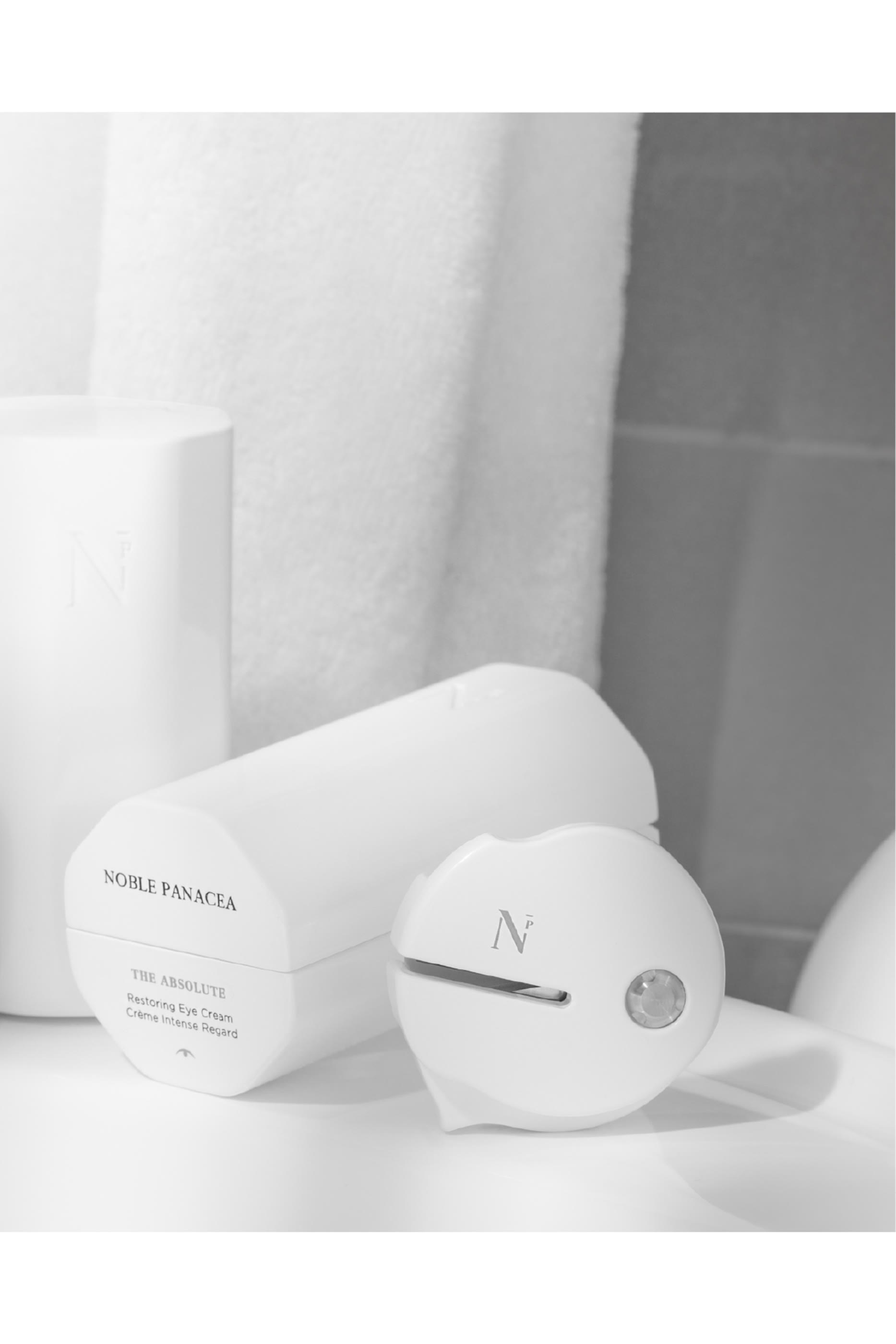 The Absolute Restoring Eye Cream