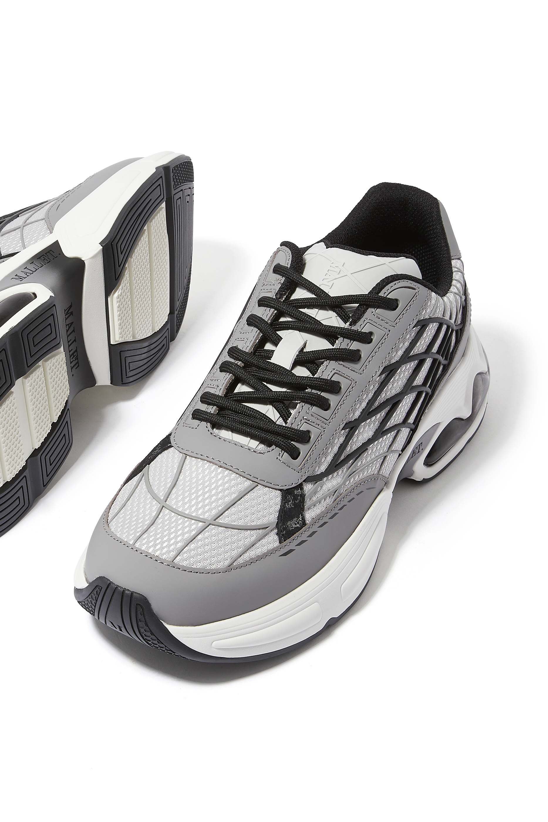 Neptune Low-Top Sneakers