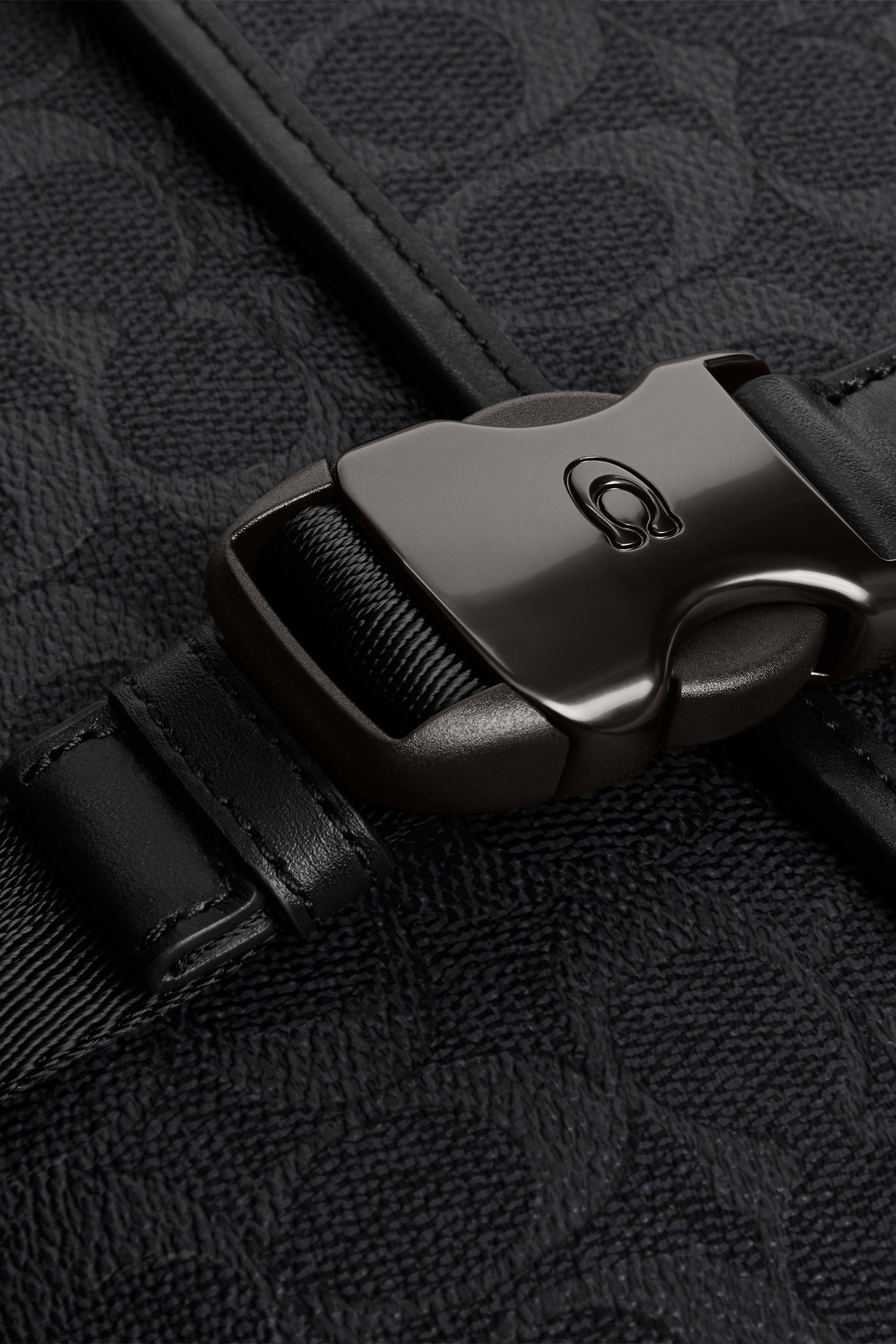  League Messenger Bag in Signature Canvas