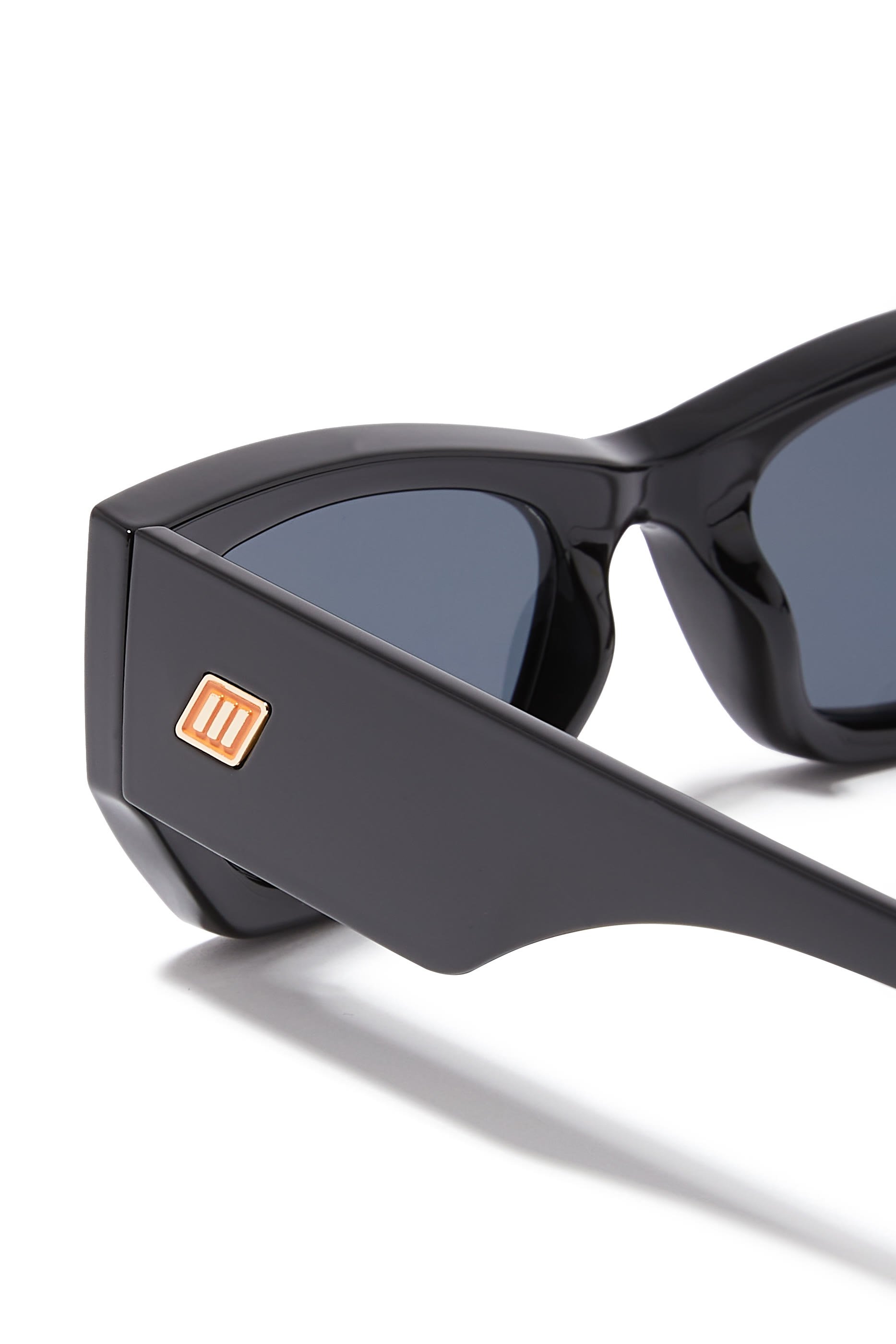 Beachcomber D-Frame Sunglasses