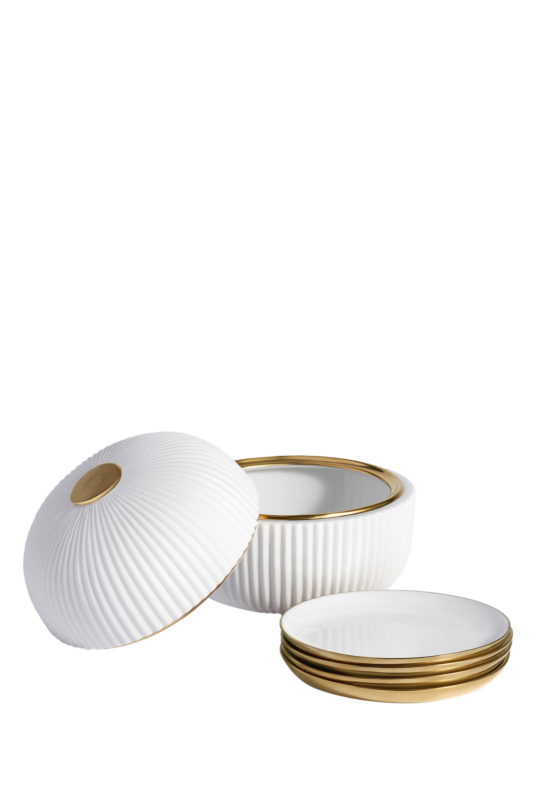 Iconic Box And Plates Set