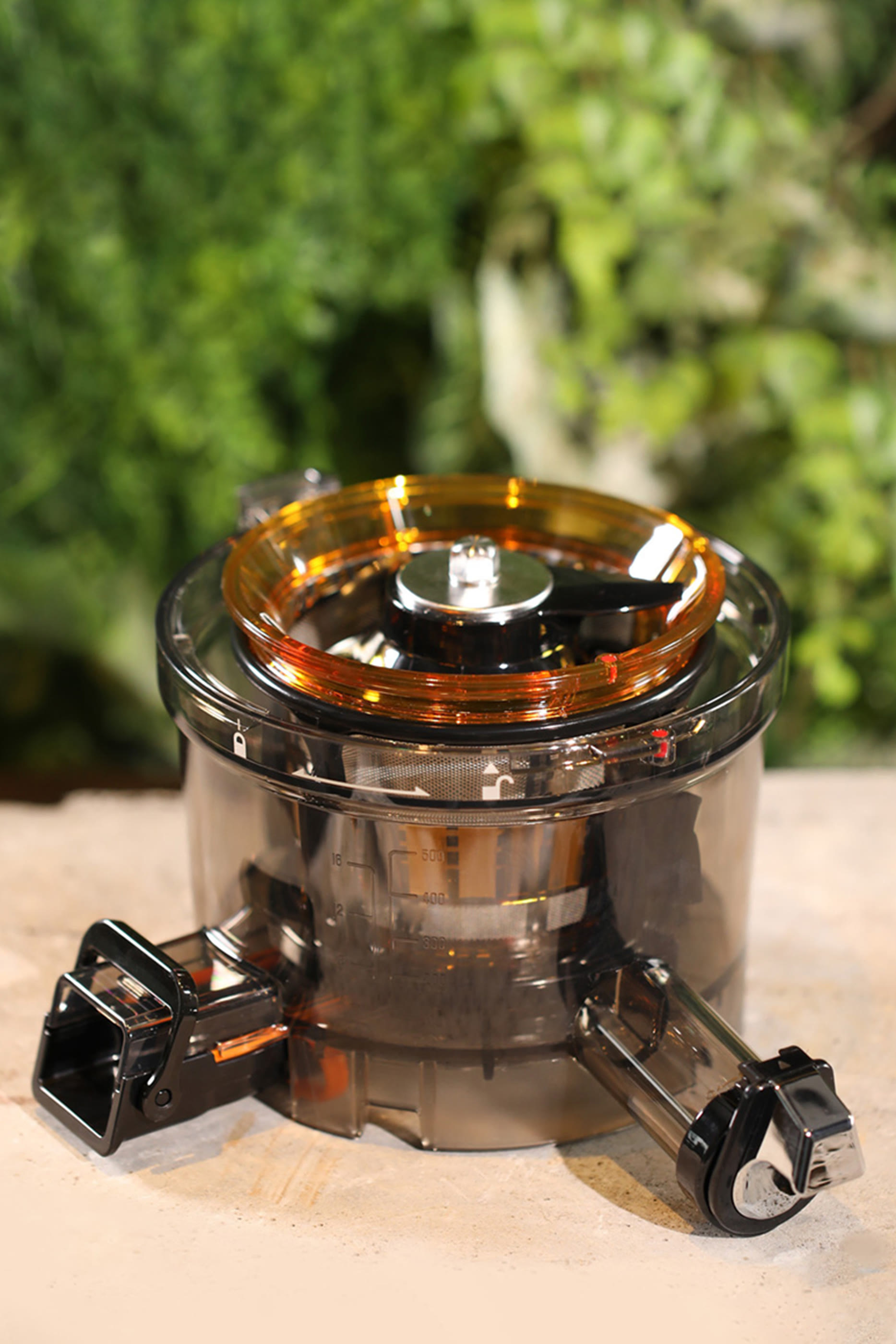 AUTO10 Hands-Free Slow Juicer