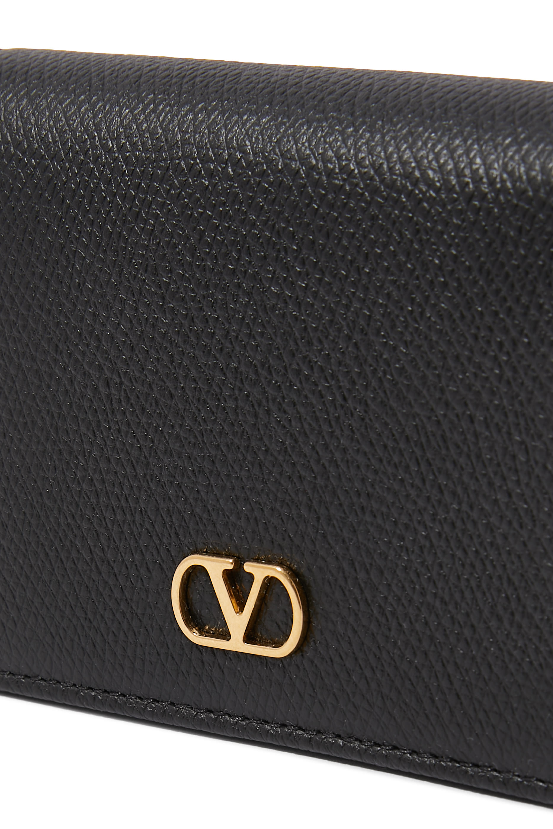 VLogo Signature Grainy Calfskin Wallet