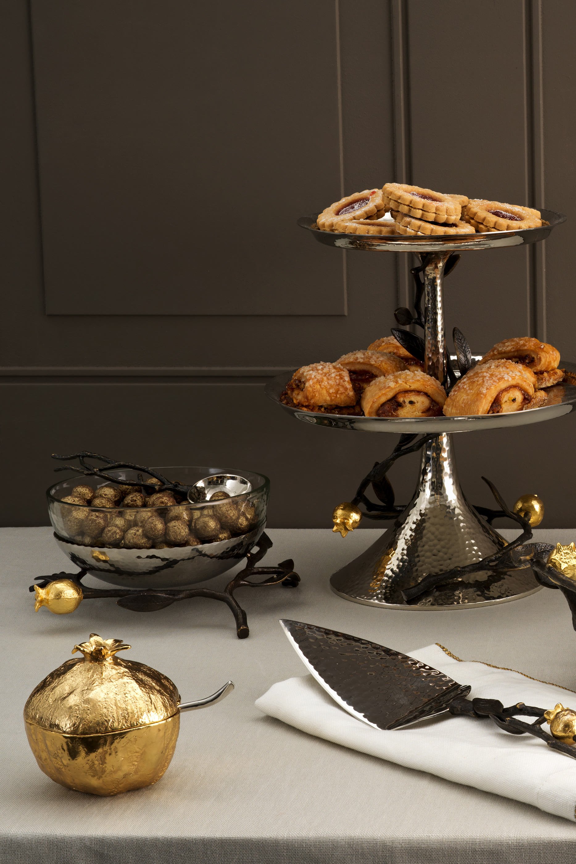 Pomegranate Glass Serving Bowl