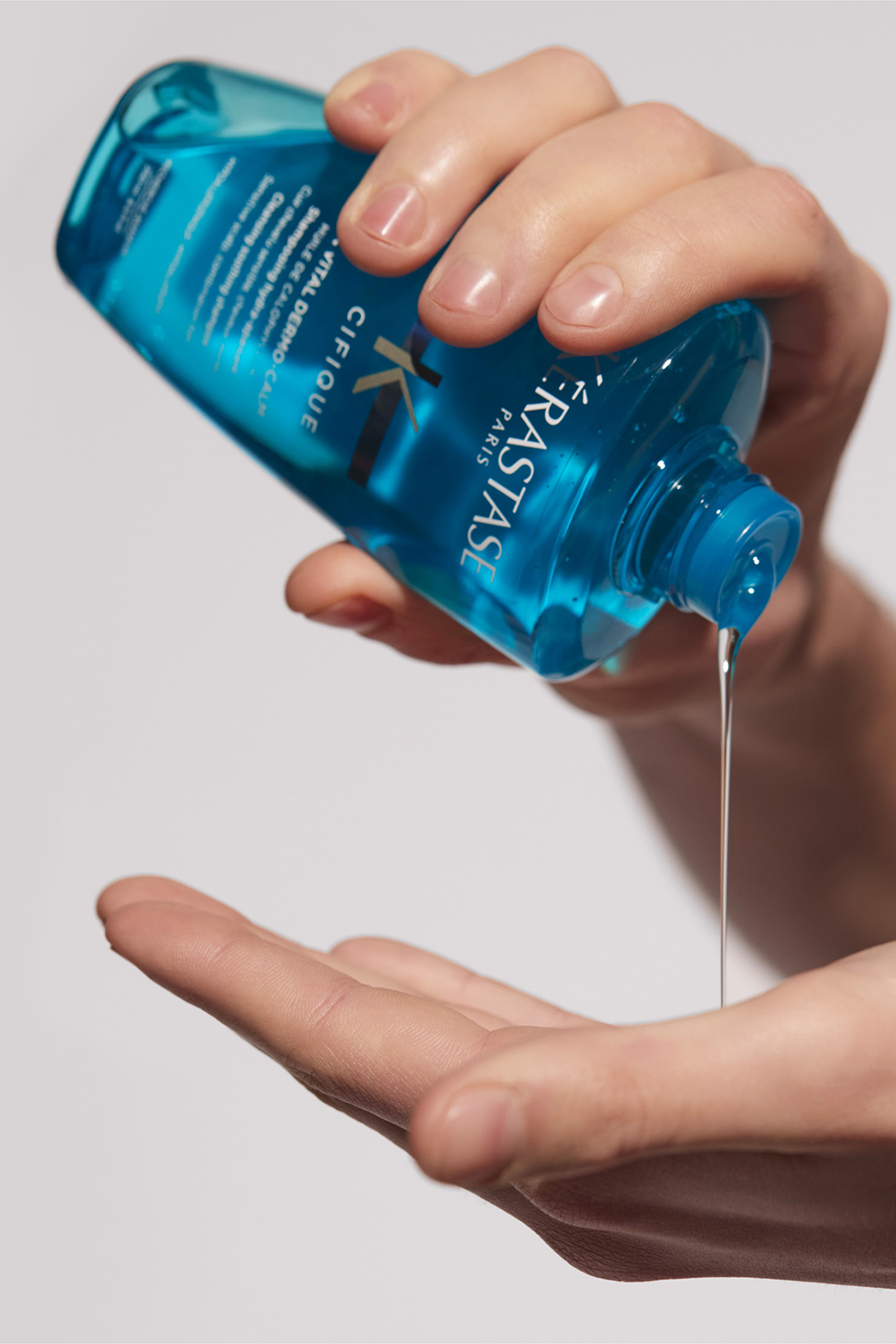 Sp&eacute;cifique Vital Dermo-Calm Shampoo for Sensitive Scalp