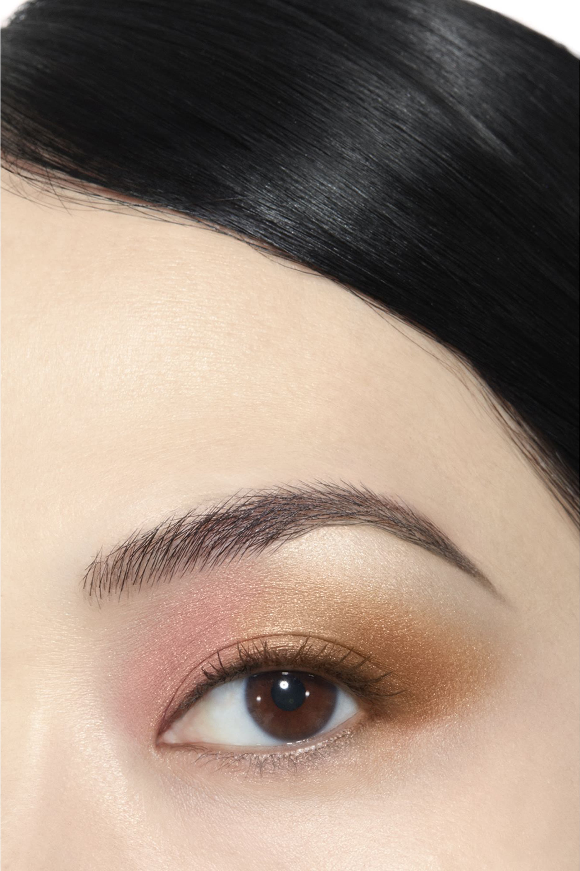 Chanel Jeux De Lumi&egrave;res Multi-Use Eyeshadow and Highlighter Palette