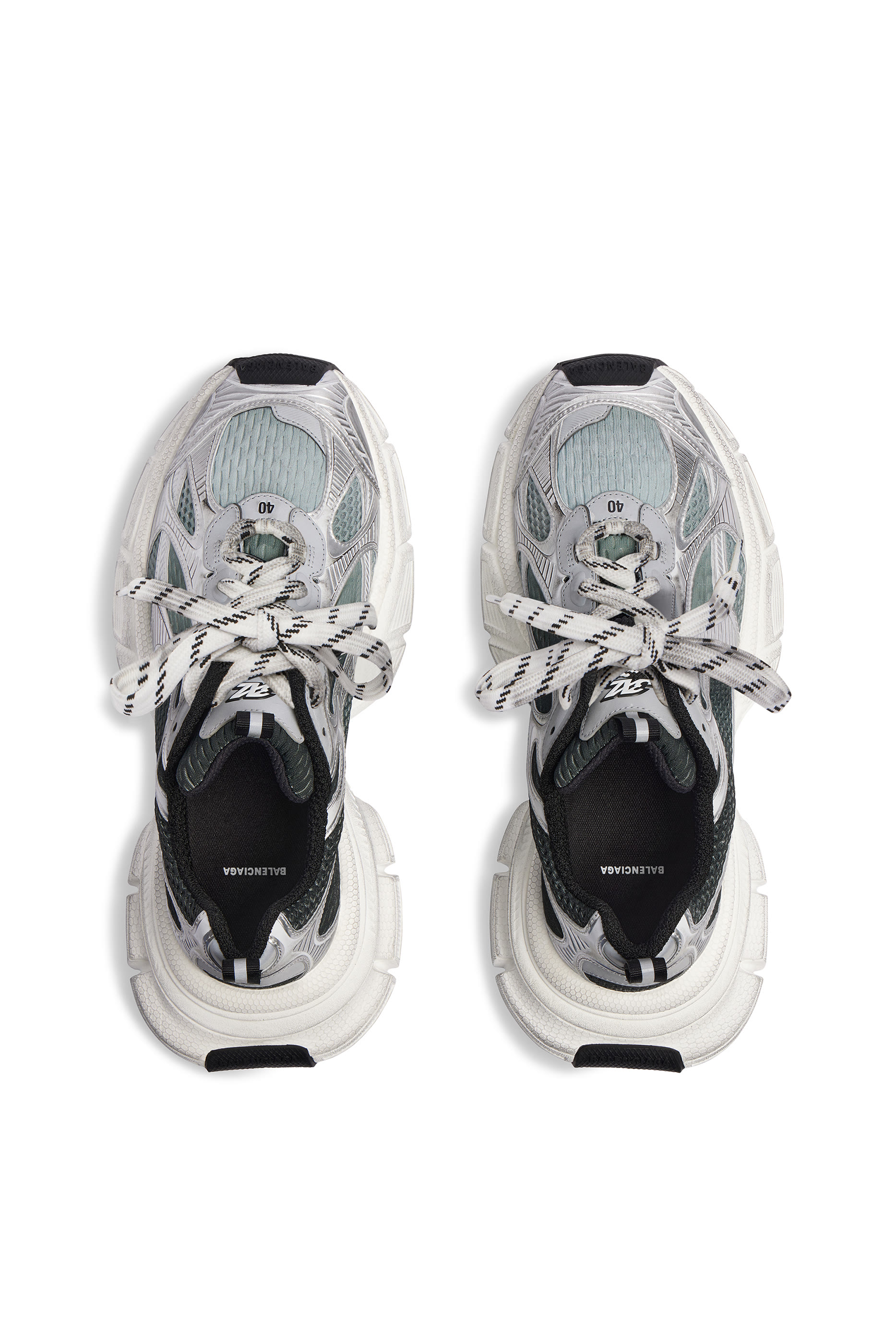 3xl Gradient Sneakers