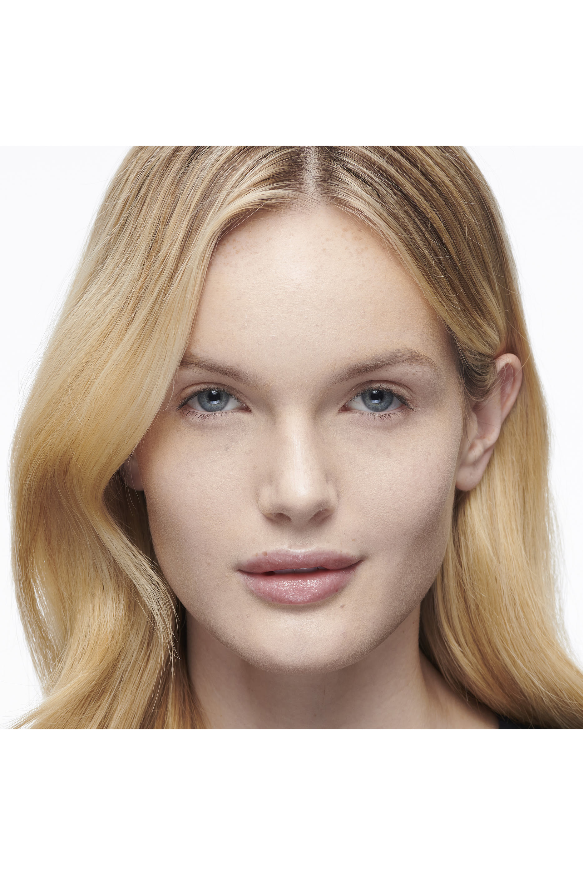 Studio Radiance Serum Powered Concealer