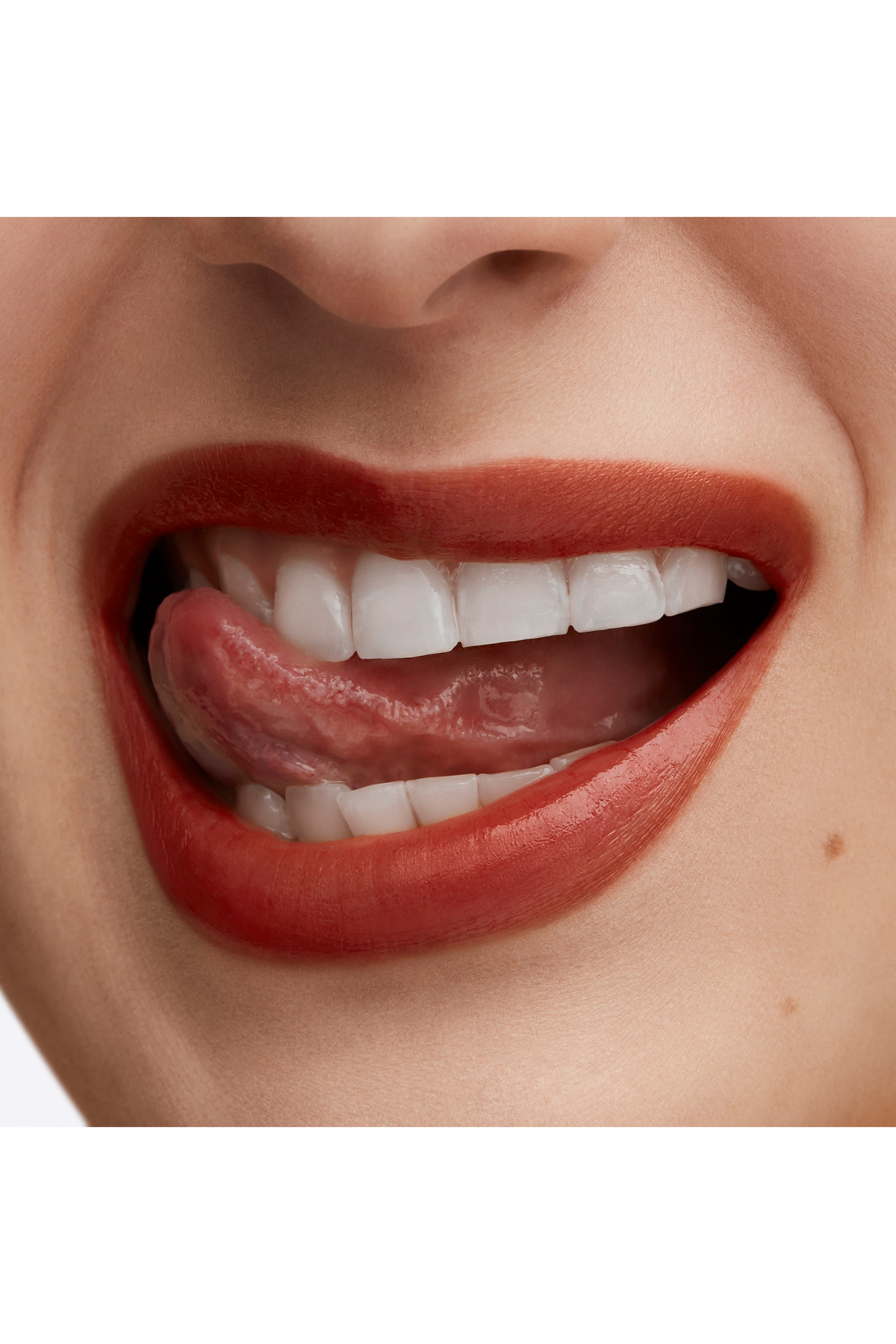 Lustreglass Sheer-Shine Lipstick 