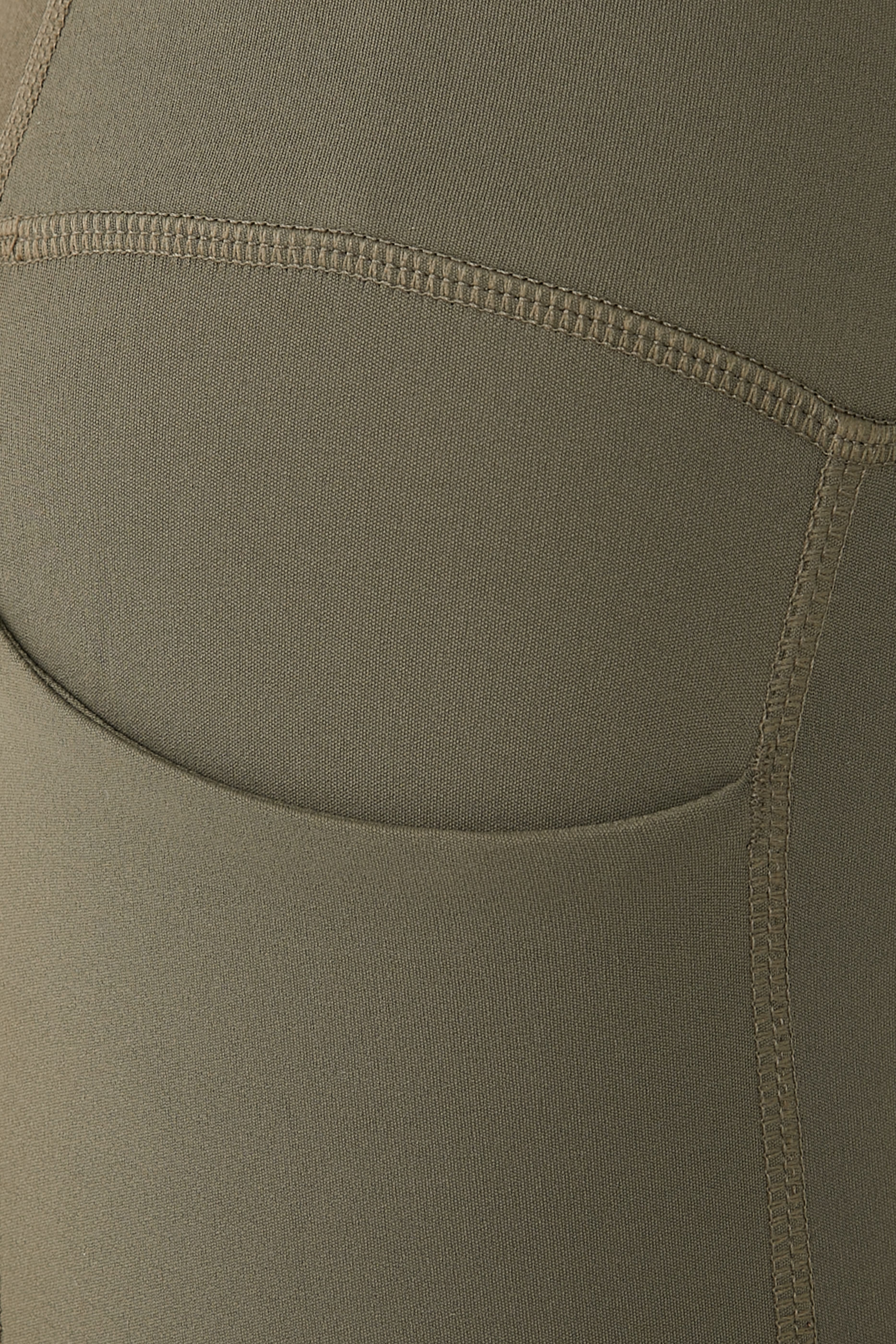 Recalibrate 7/8 Leggings