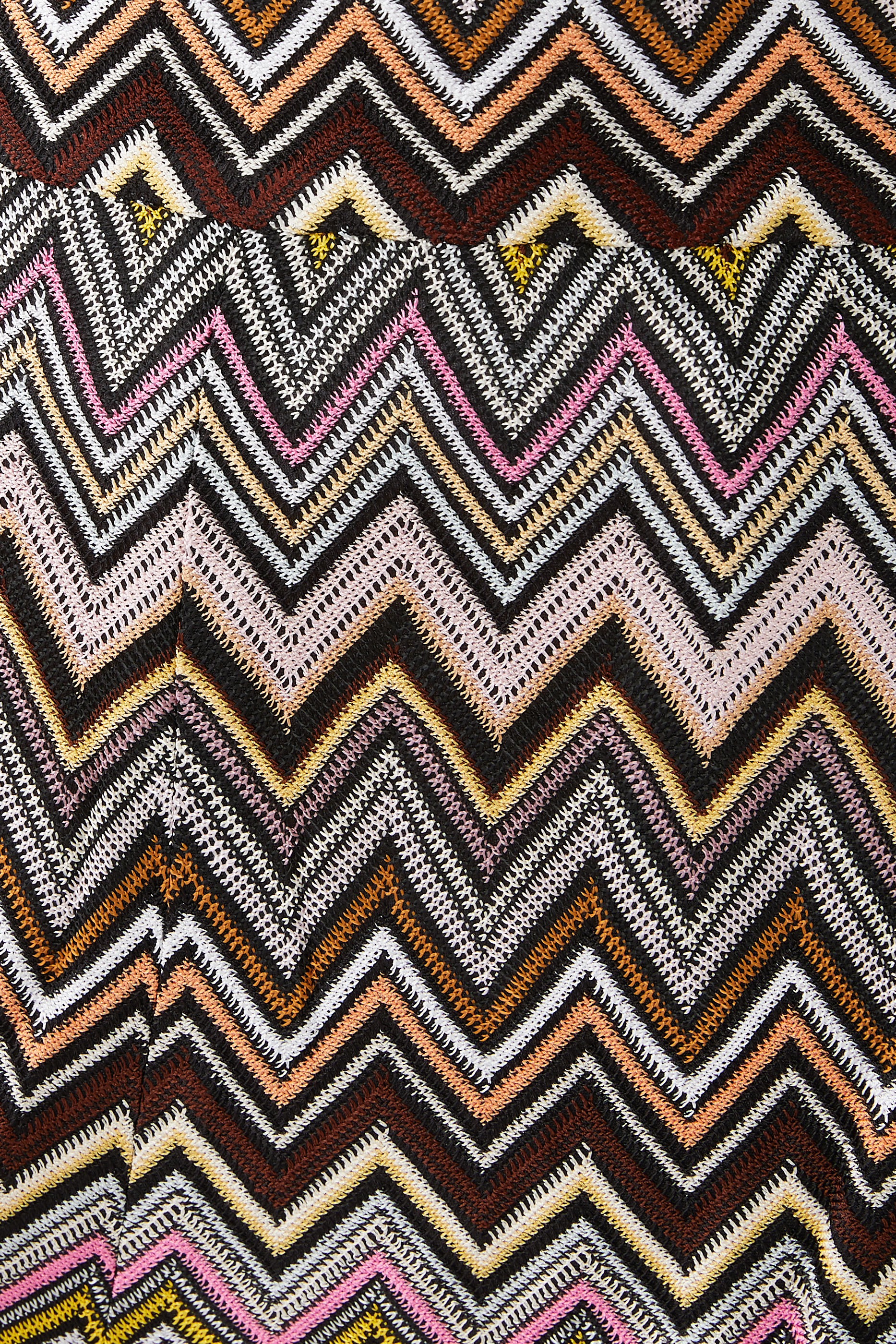 Zigzag Raschel Shorts 