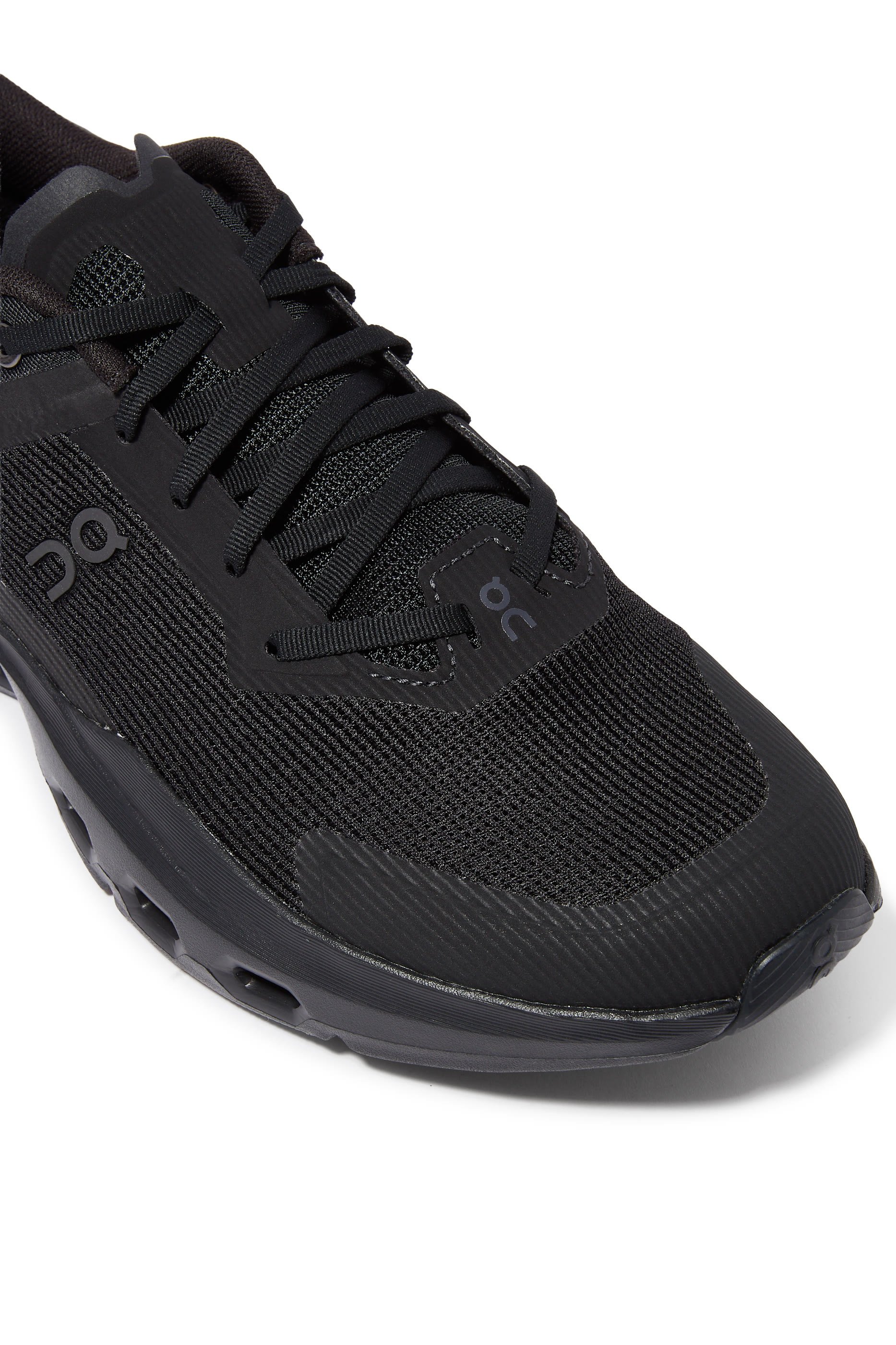 Cloudpulse Next Sneakers